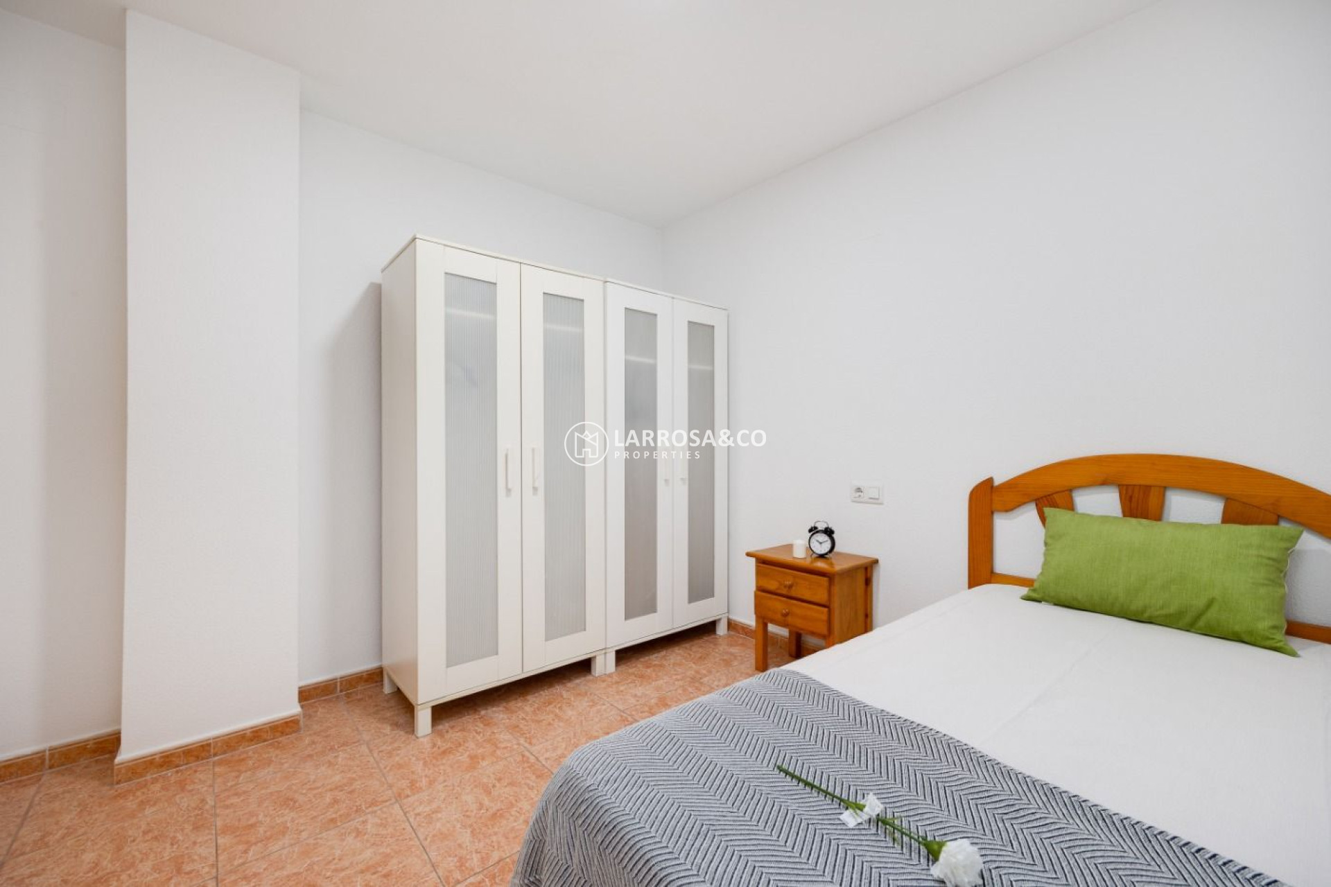 Resale - Apartment - Torrevieja - Playa del cura