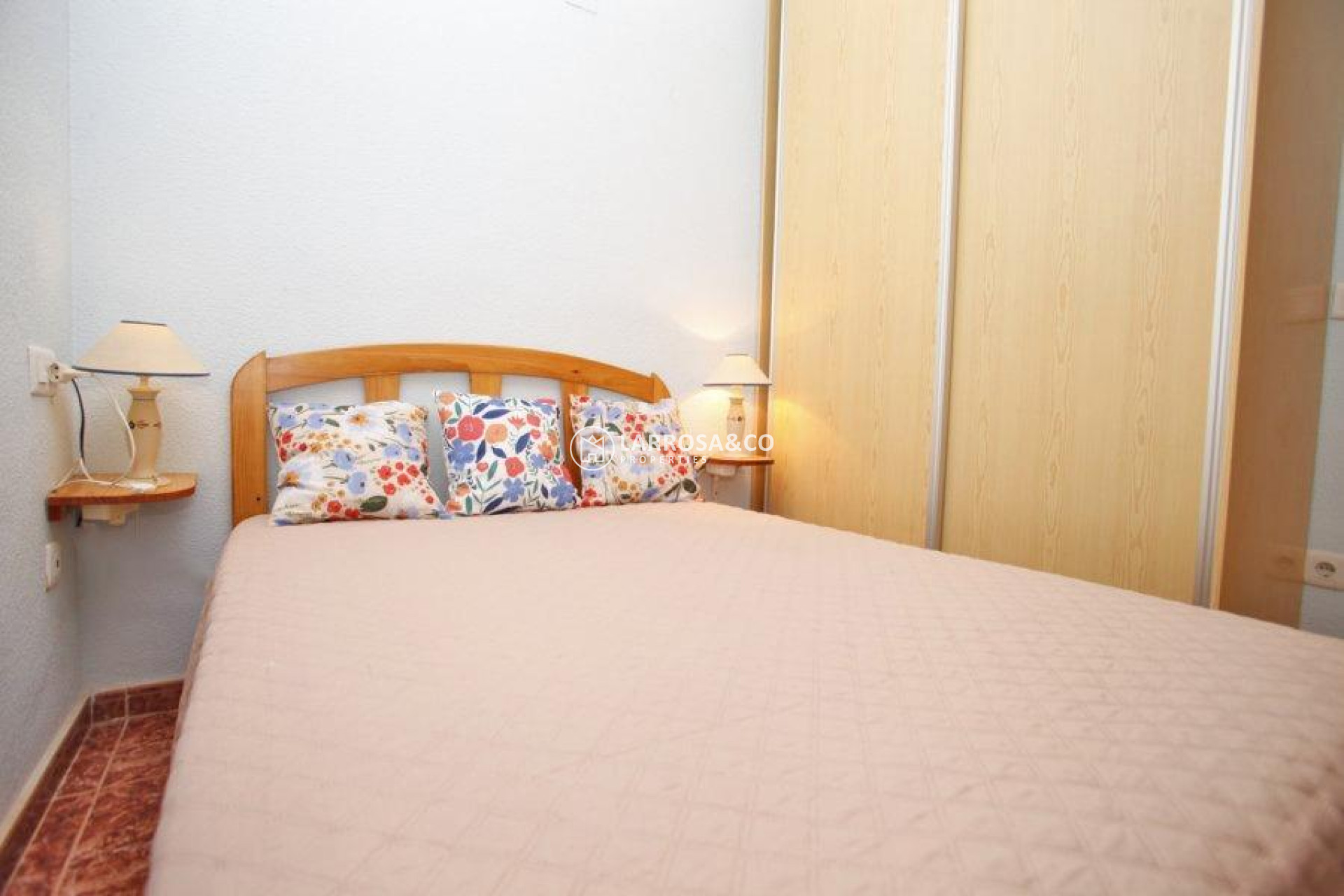 Resale - Apartment - Torrevieja - Playa del cura