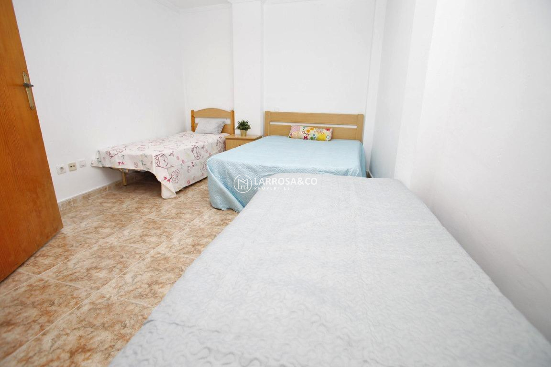 Resale - Apartment - Torrevieja - Playa del cura