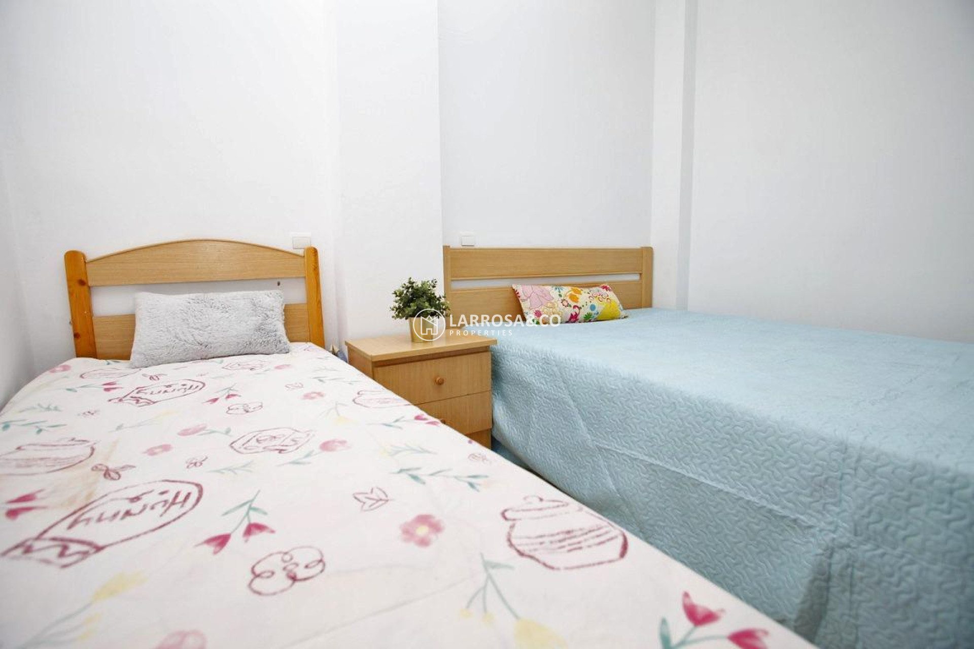 Resale - Apartment - Torrevieja - Playa del cura