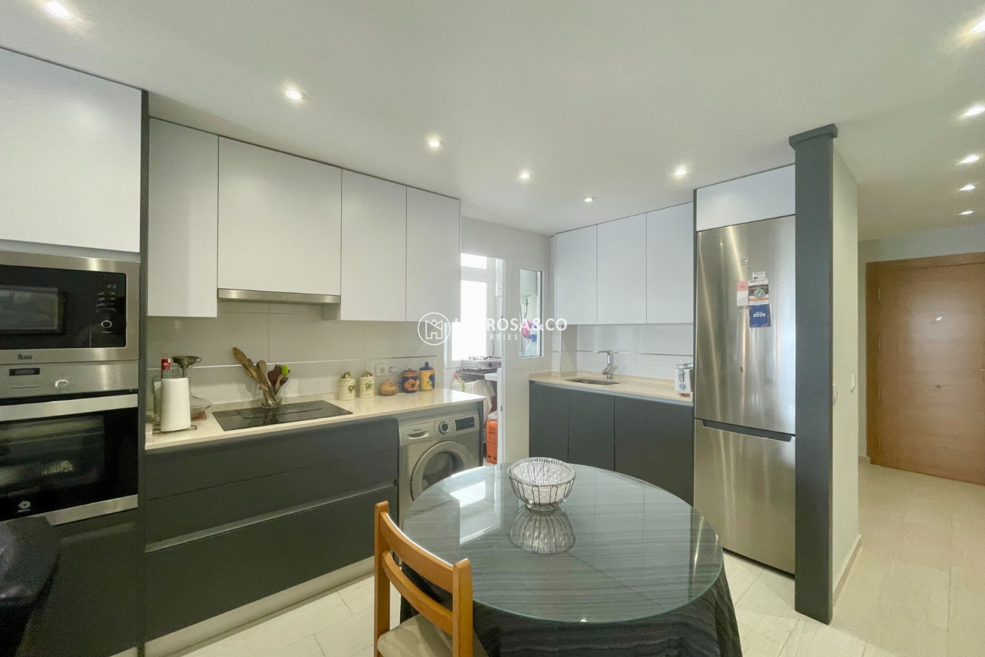 Resale - Apartment - Torrevieja - Playa del cura