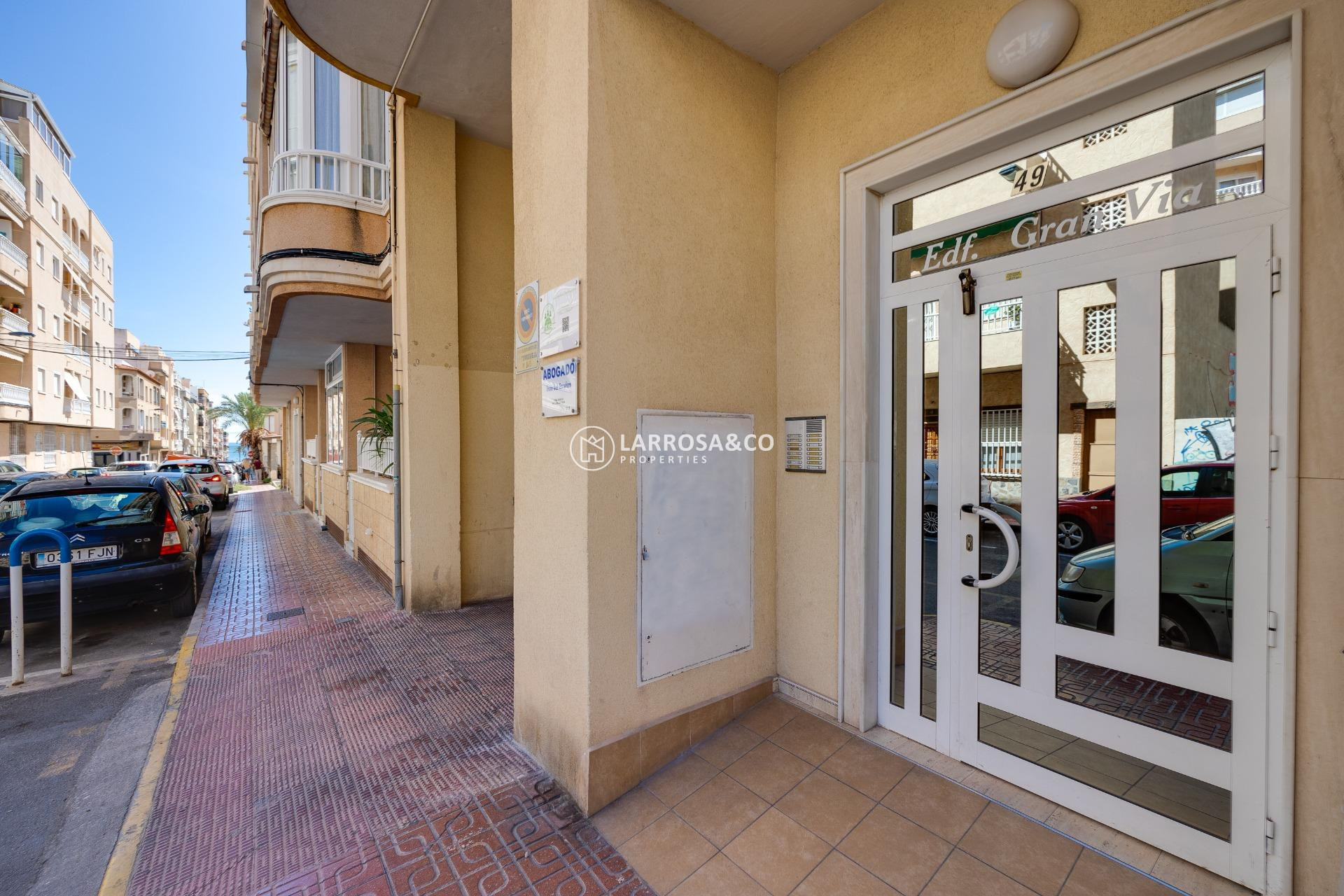 Resale - Apartment - Torrevieja - Playa del cura