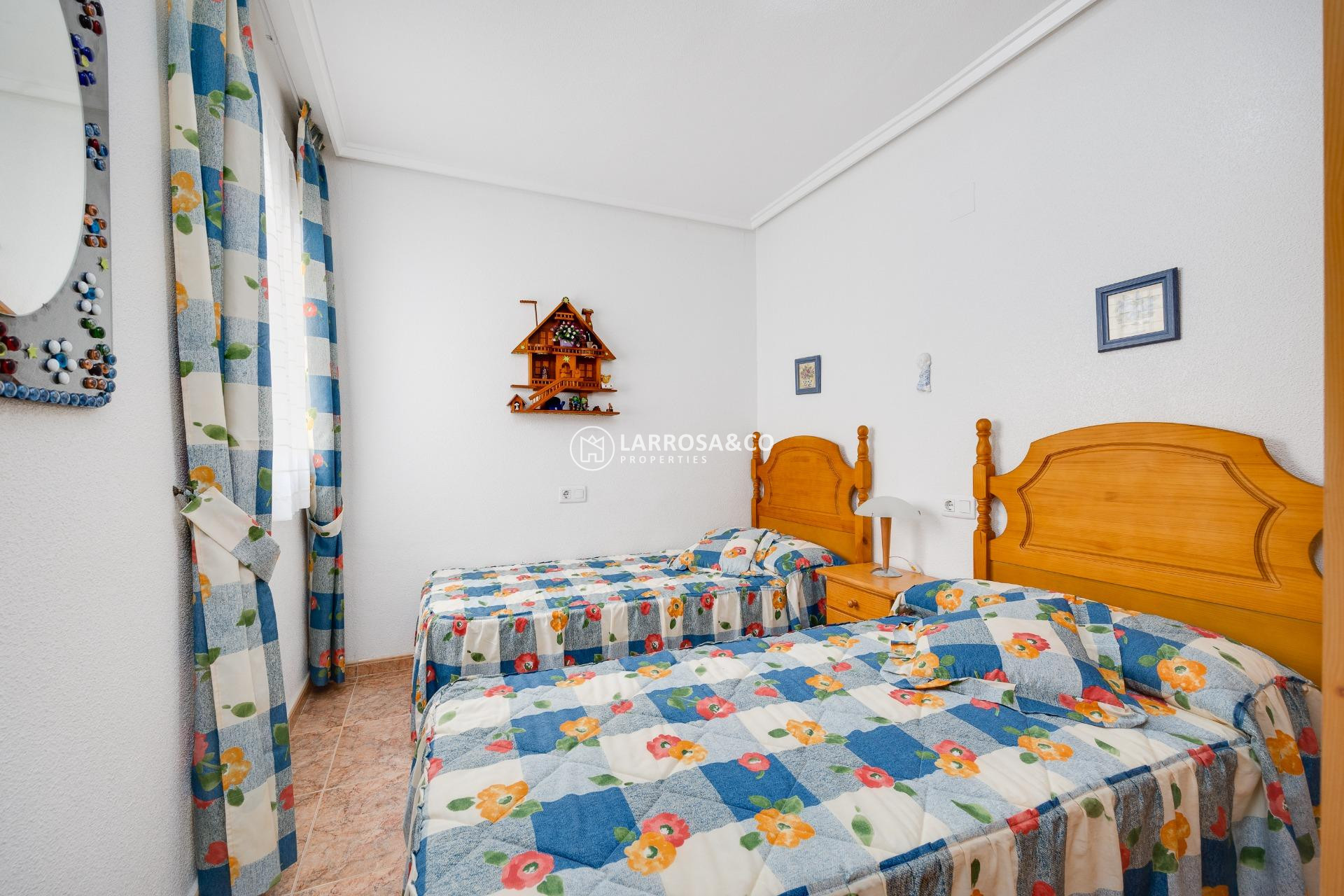 Resale - Apartment - Torrevieja - Playa del cura