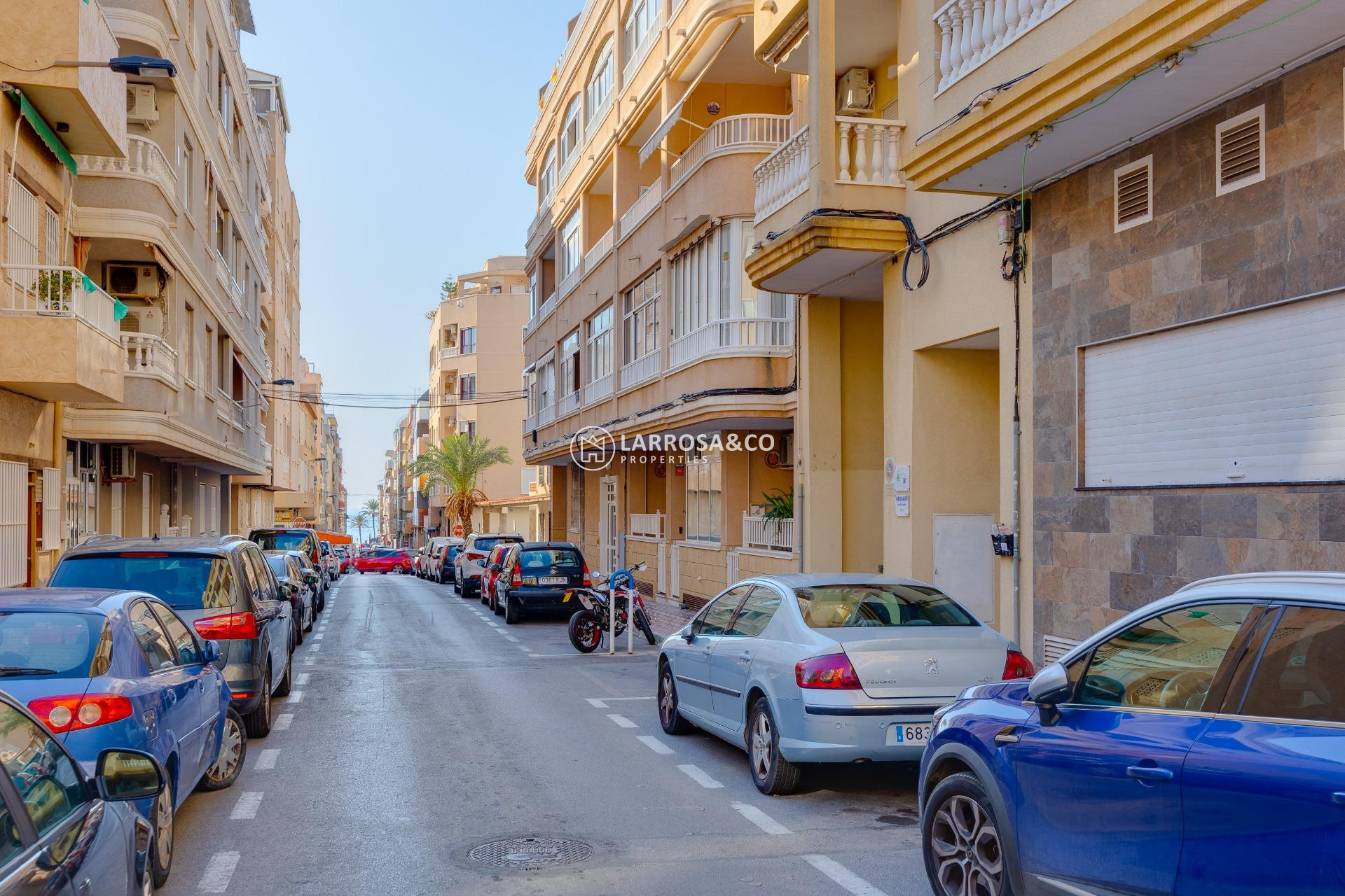 Resale - Apartment - Torrevieja - Playa del cura