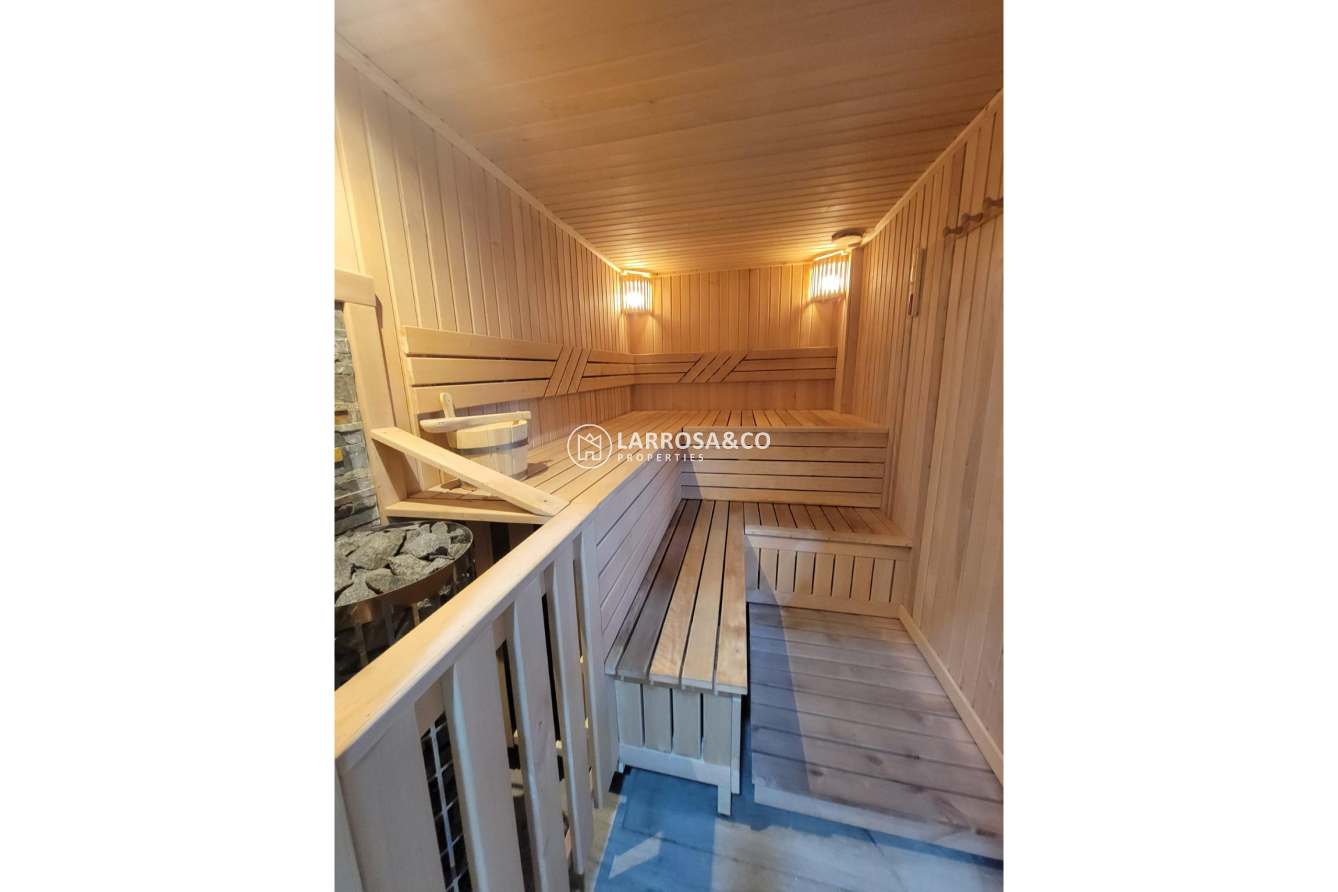 Resale - Apartment - Torrevieja - Playa del cura