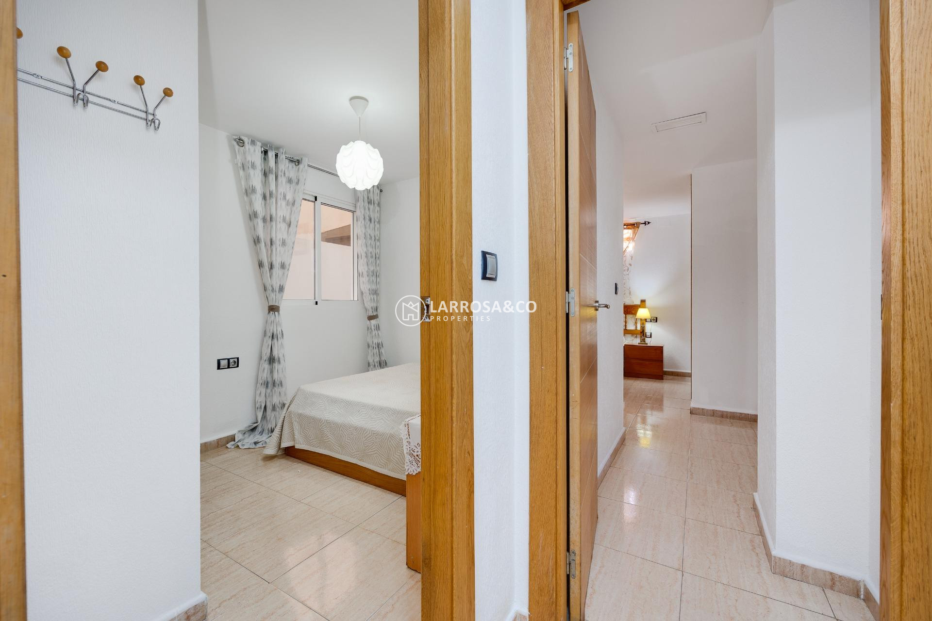 Resale - Apartment - Torrevieja - Playa del cura