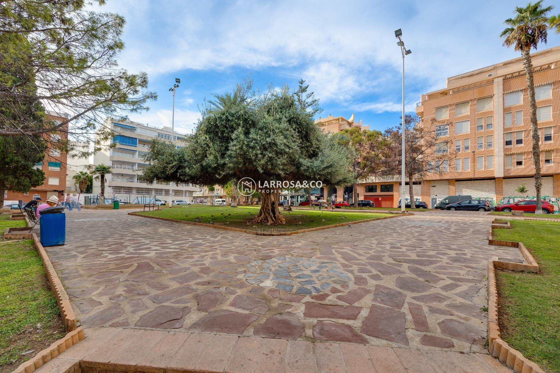 Resale - Apartment - Torrevieja - Playa del cura