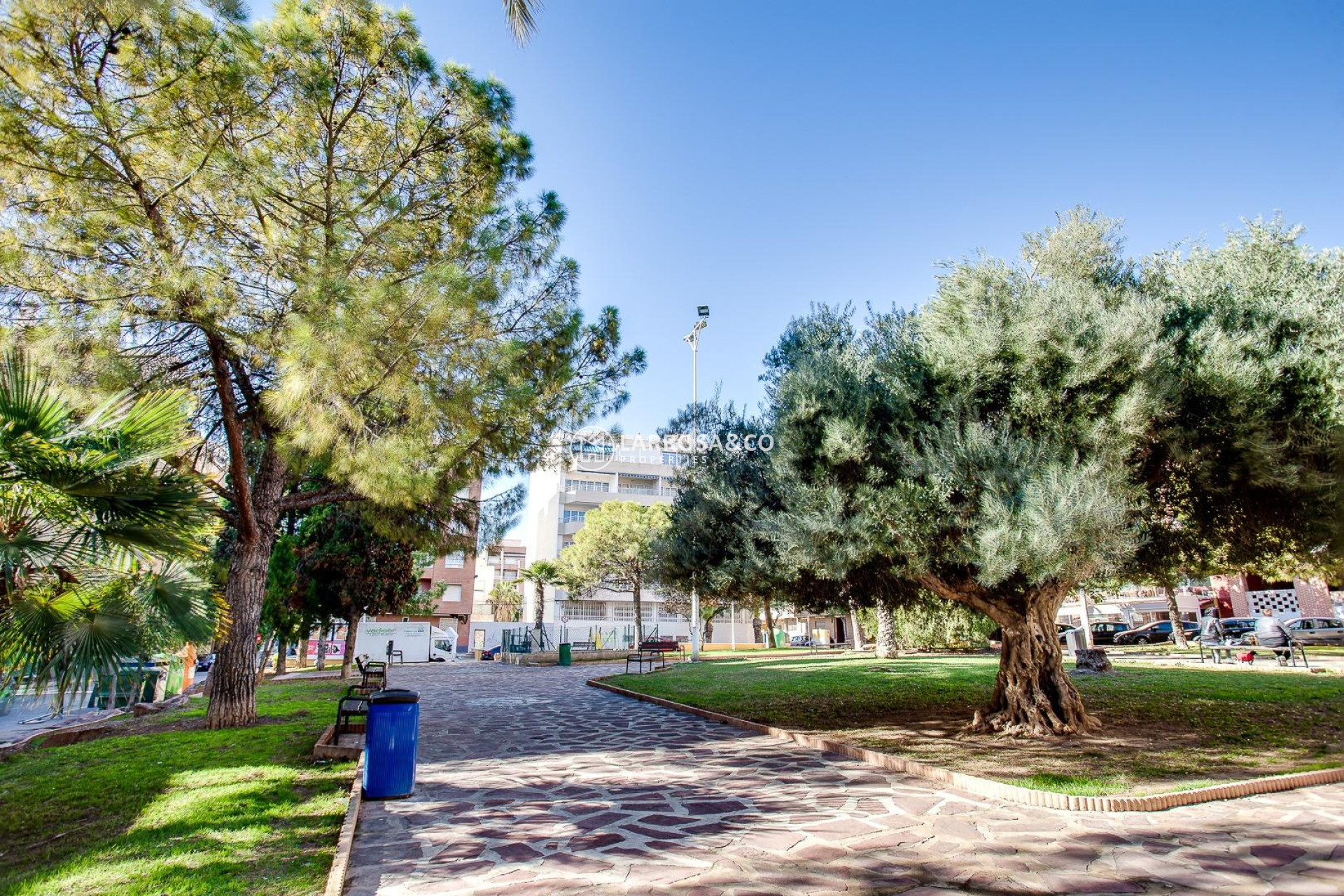 Resale - Apartment - Torrevieja - Playa del cura