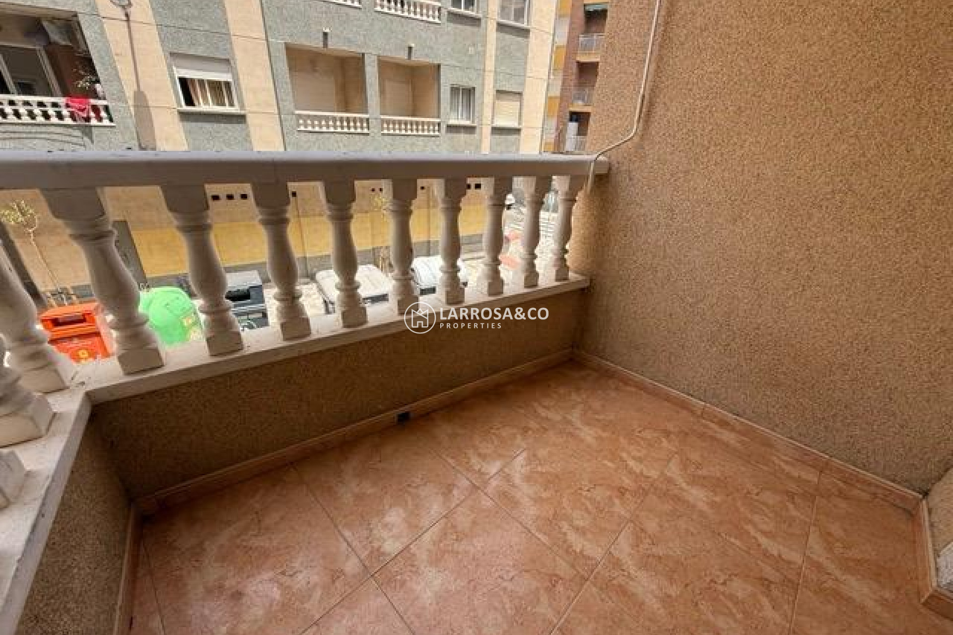 Resale - Apartment - Torrevieja - Playa del cura