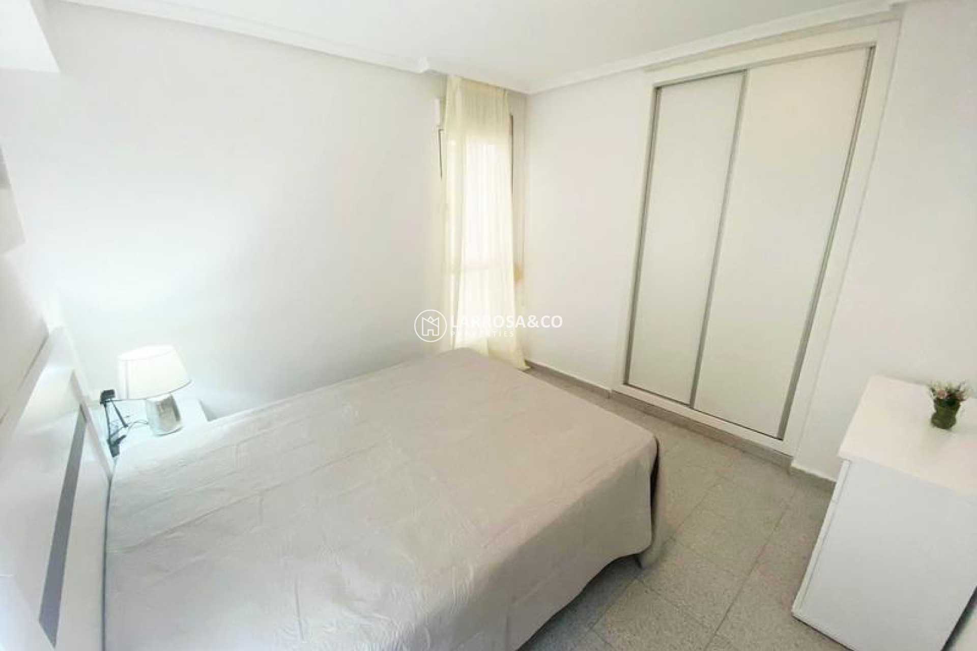 Resale - Apartment - Torrevieja - Playa del cura