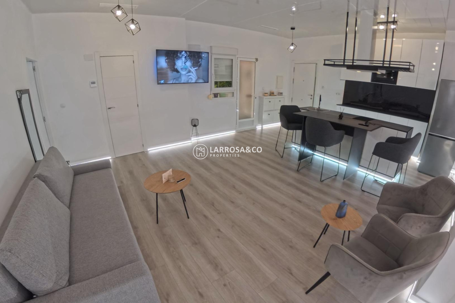 Resale - Apartment - Torrevieja - Playa del cura