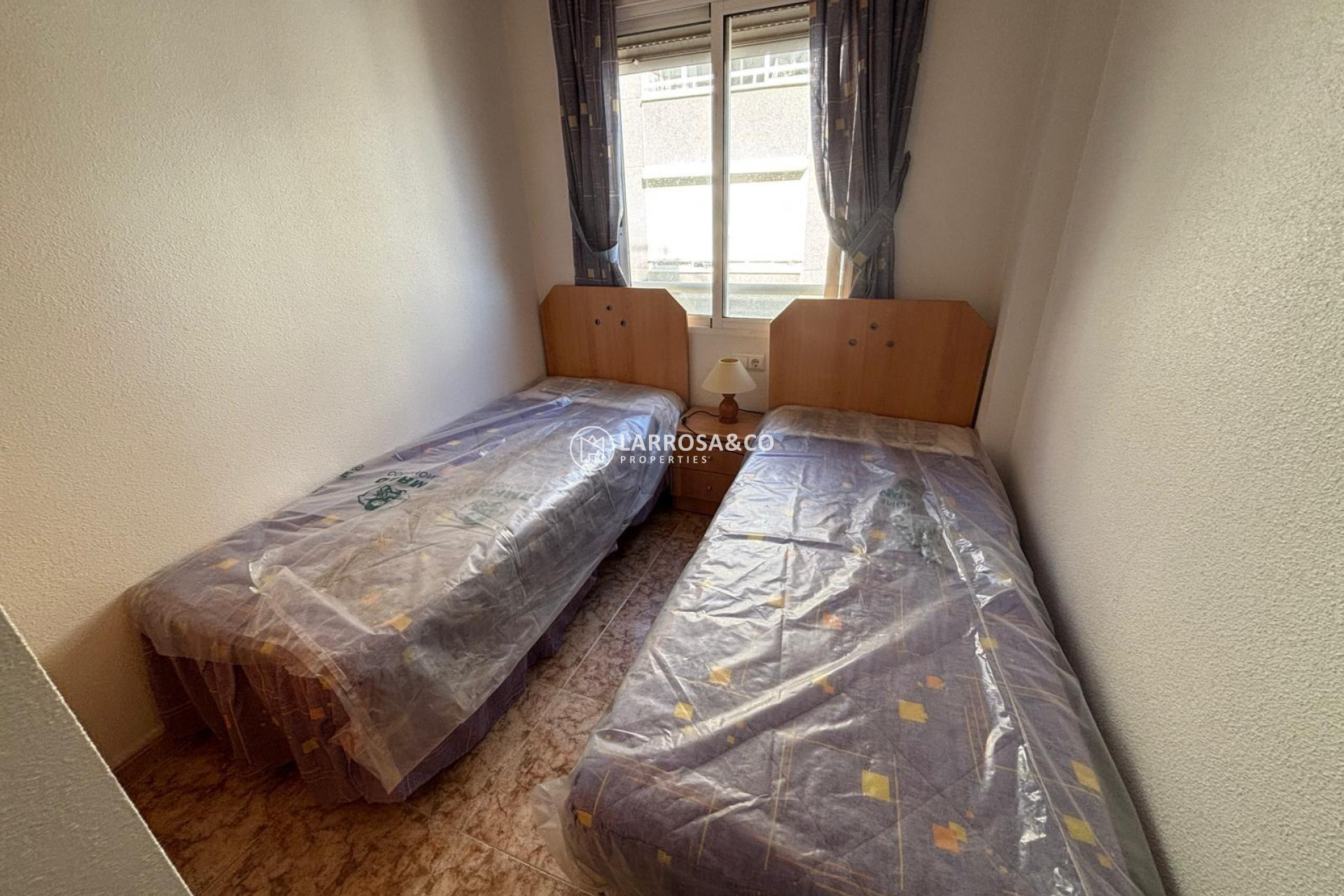 Resale - Apartment - Torrevieja - Playa del cura