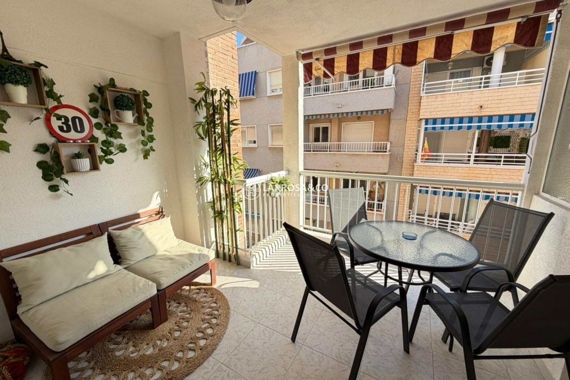 Resale - Apartment - Torrevieja - Playa del cura