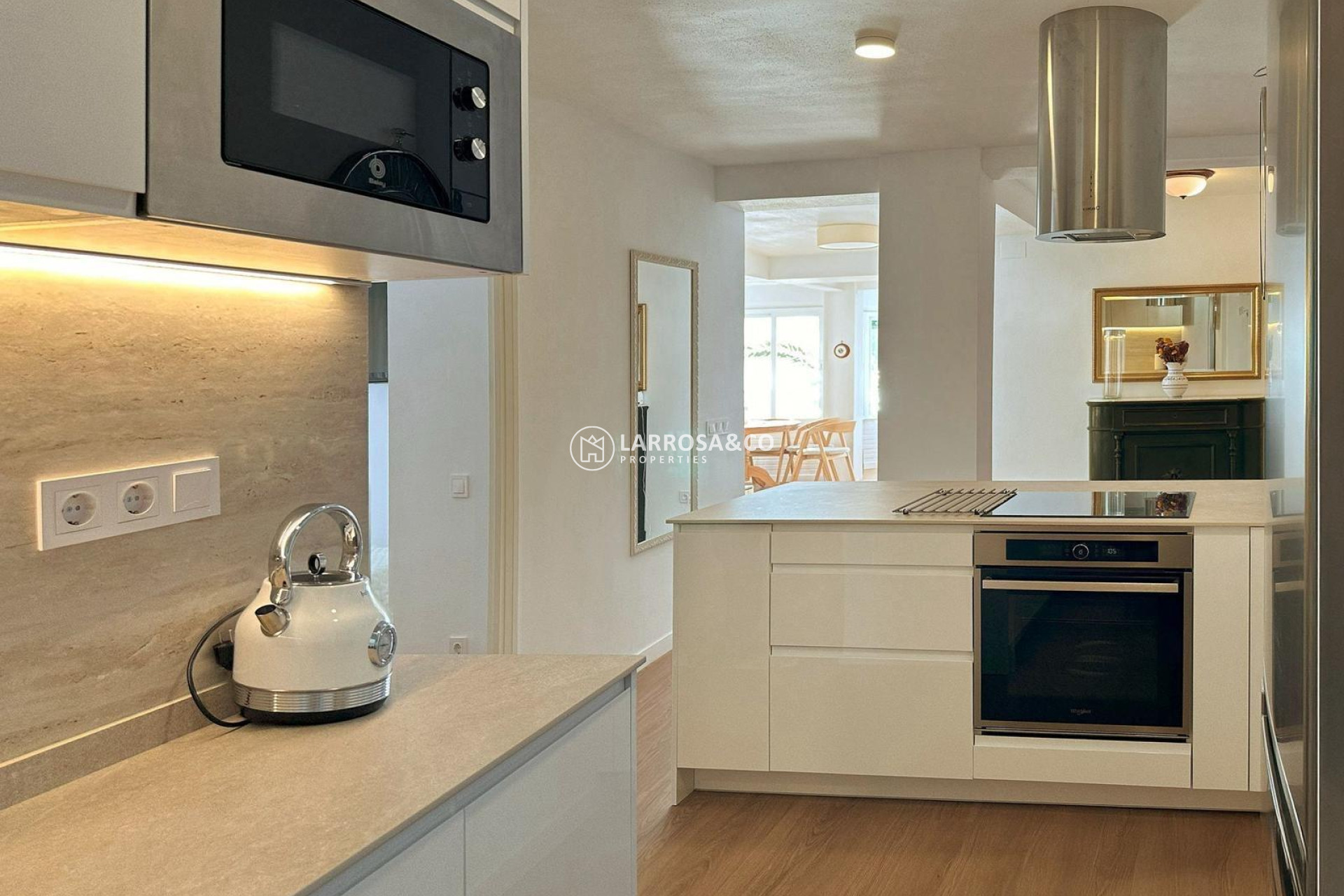 Resale - Apartment - Torrevieja - Playa del cura