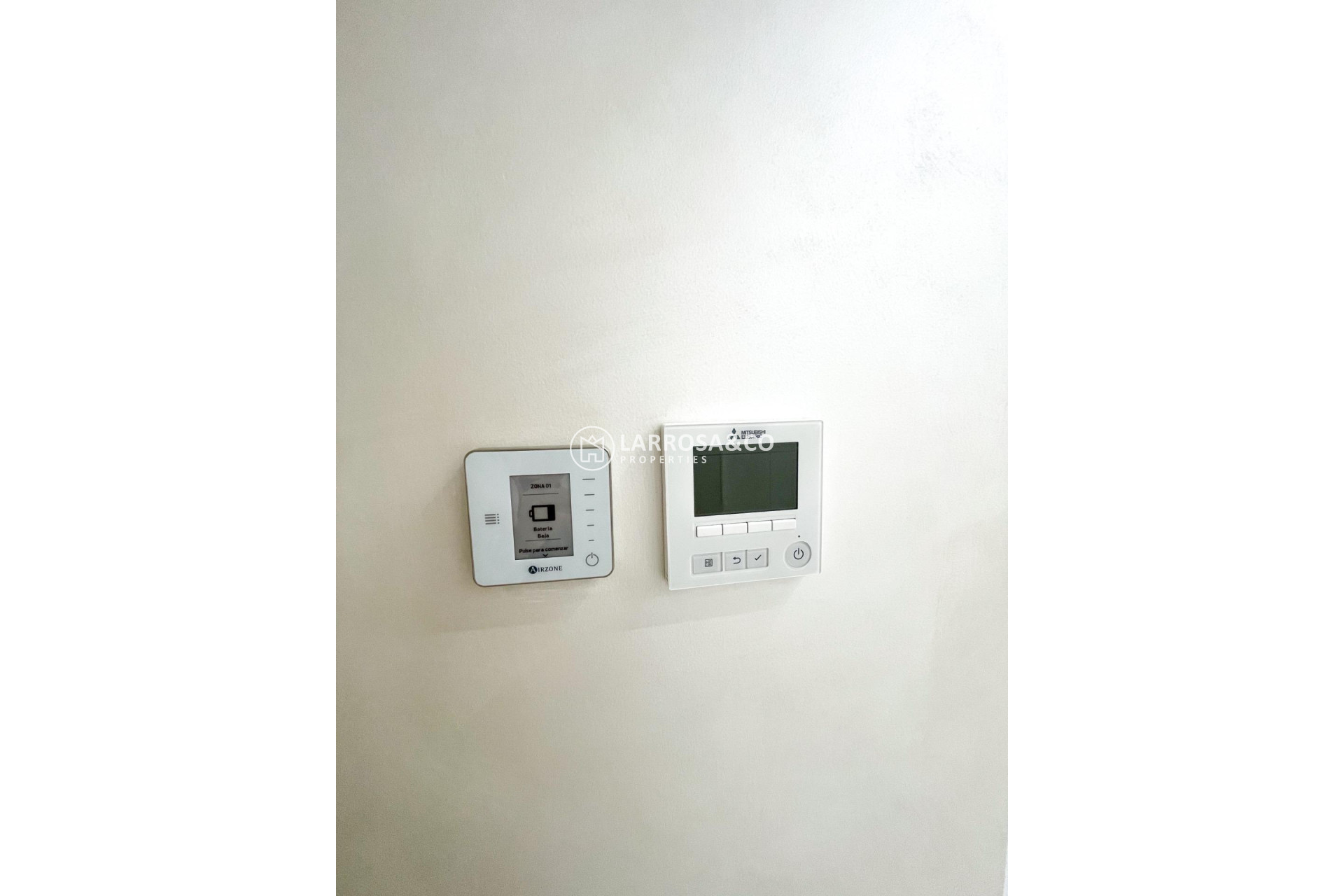 Resale - Apartment - Torrevieja - Playa del cura