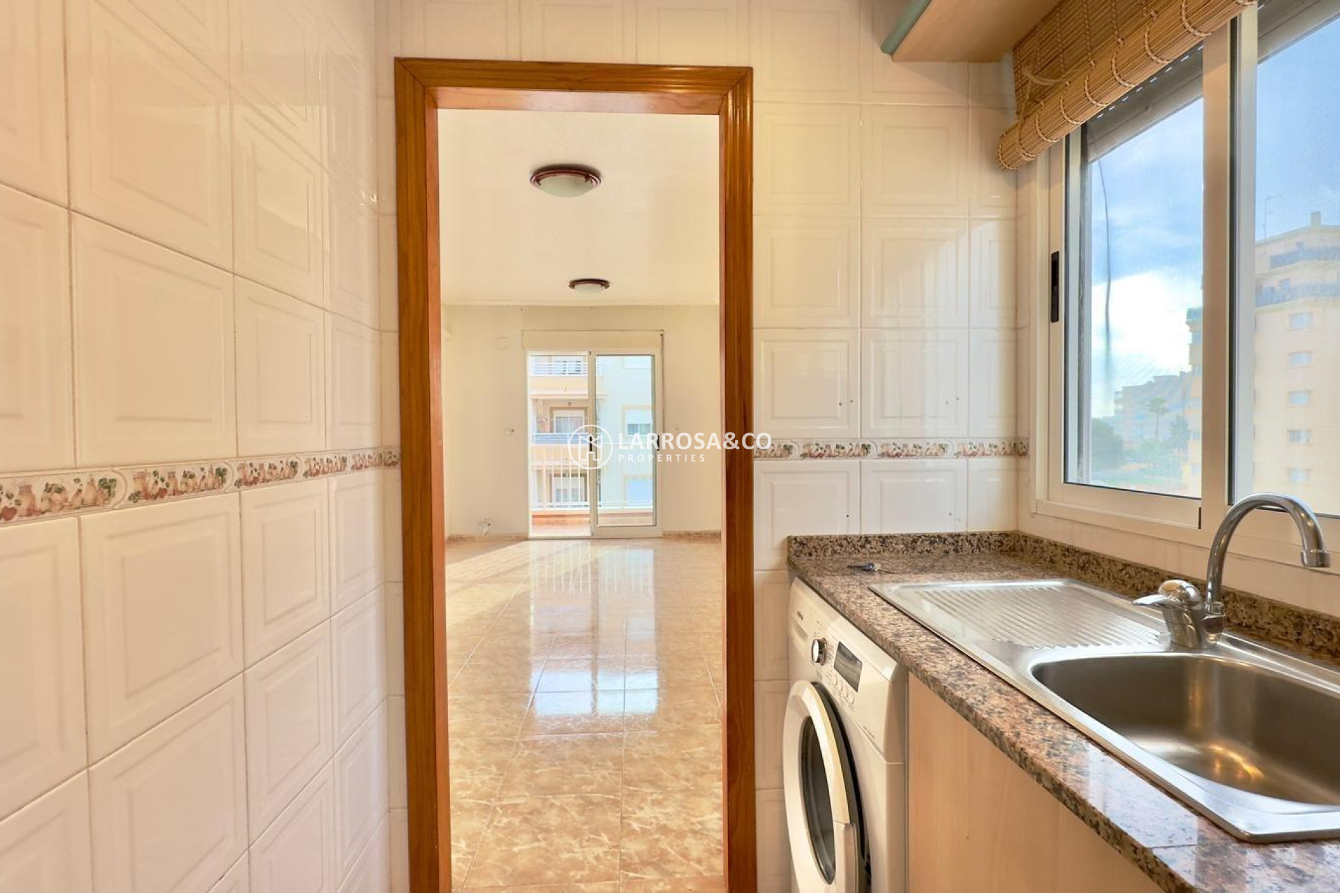 Resale - Apartment - Torrevieja - Playa del cura