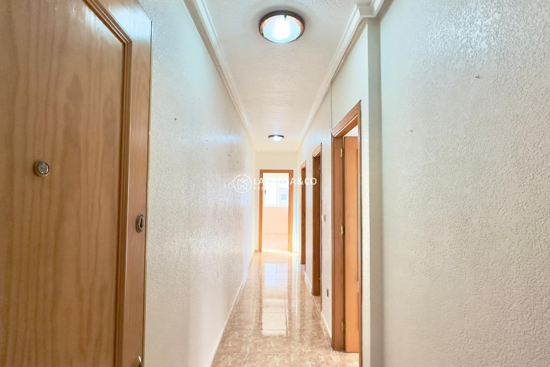 Resale - Apartment - Torrevieja - Playa del cura