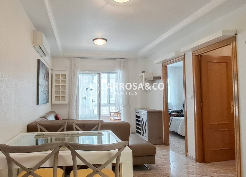 Resale - Apartment - Torrevieja - Playa del cura