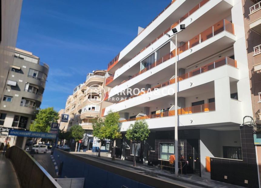 Resale - Apartment - Torrevieja - Playa del cura