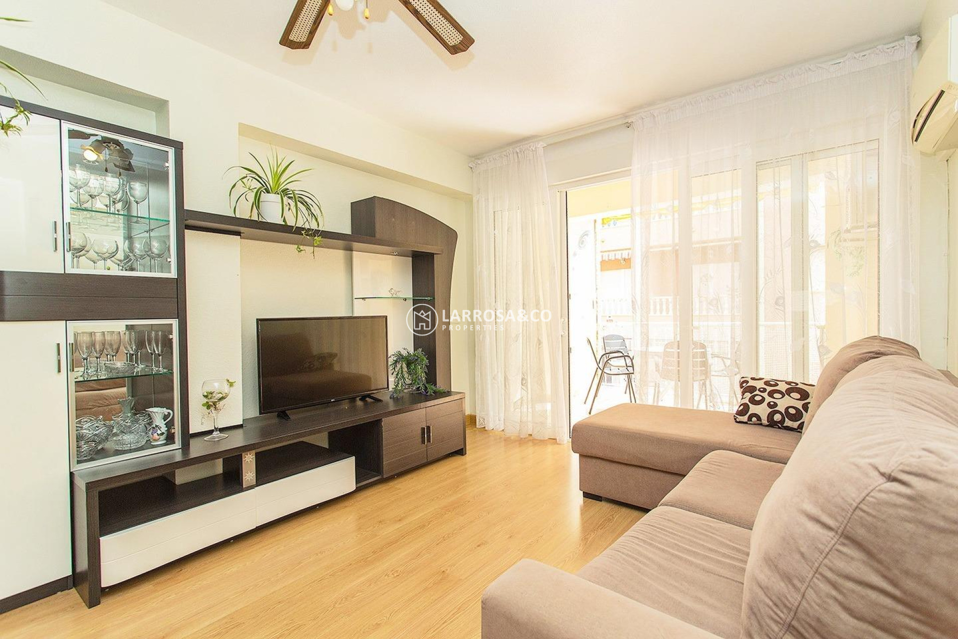 Resale - Apartment - Torrevieja - Playa del cura