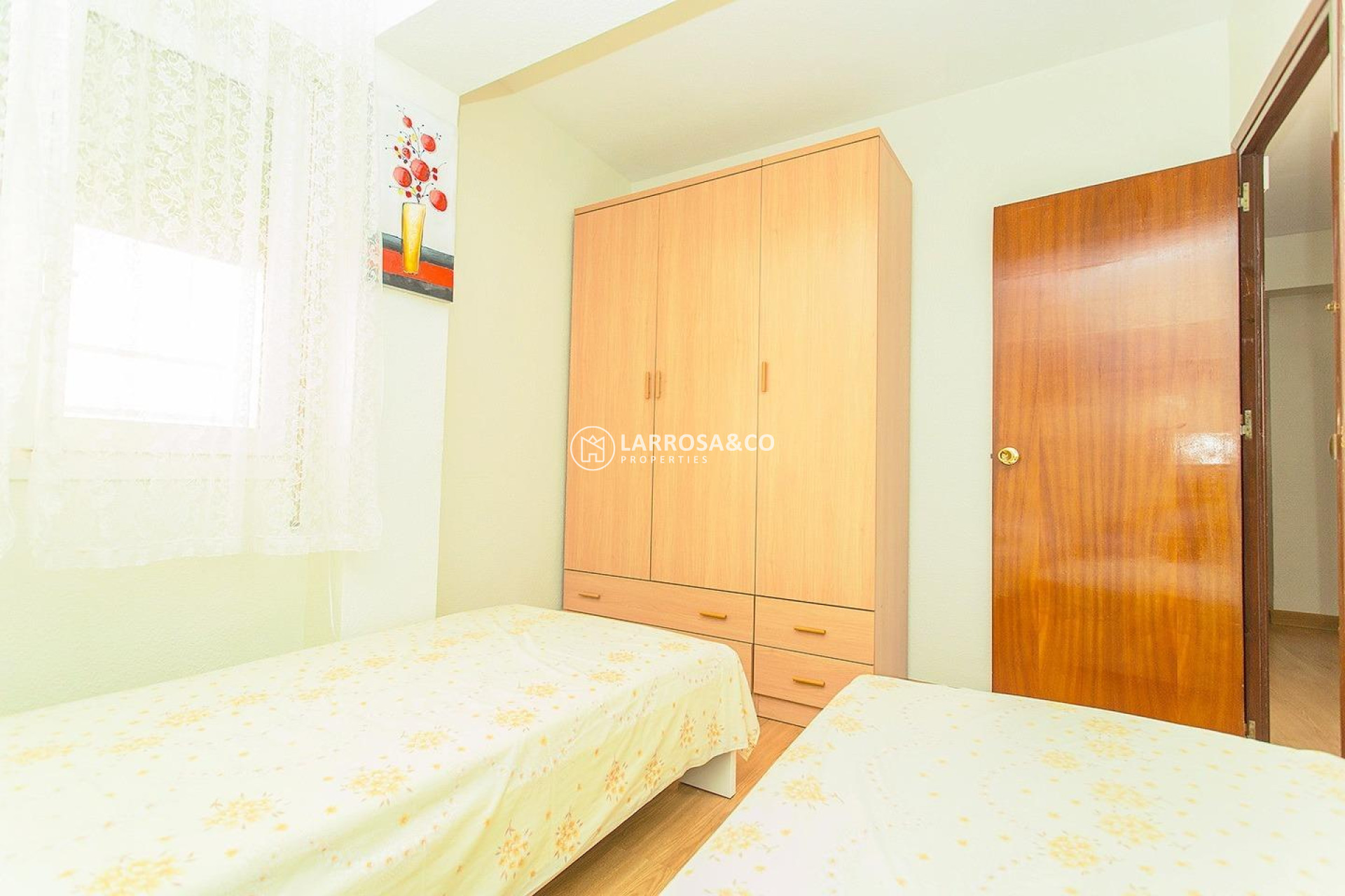Resale - Apartment - Torrevieja - Playa del cura