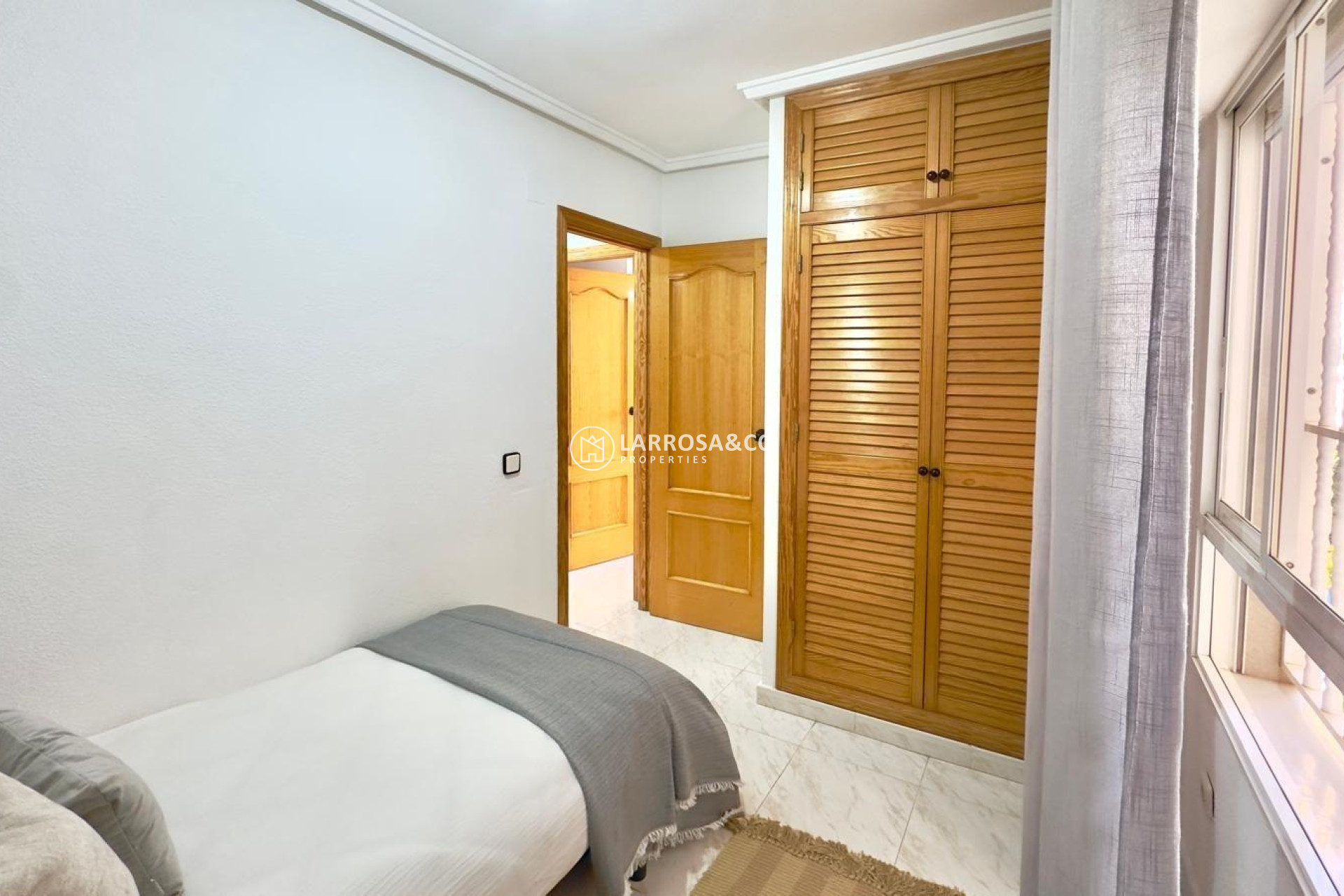 Resale - Apartment - Torrevieja - Playa del cura