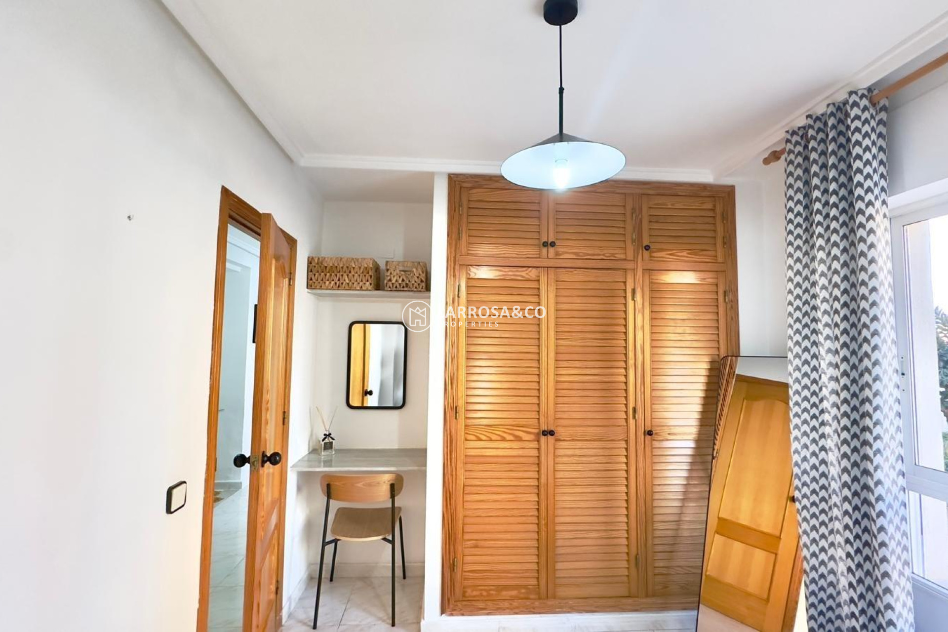 Resale - Apartment - Torrevieja - Playa del cura