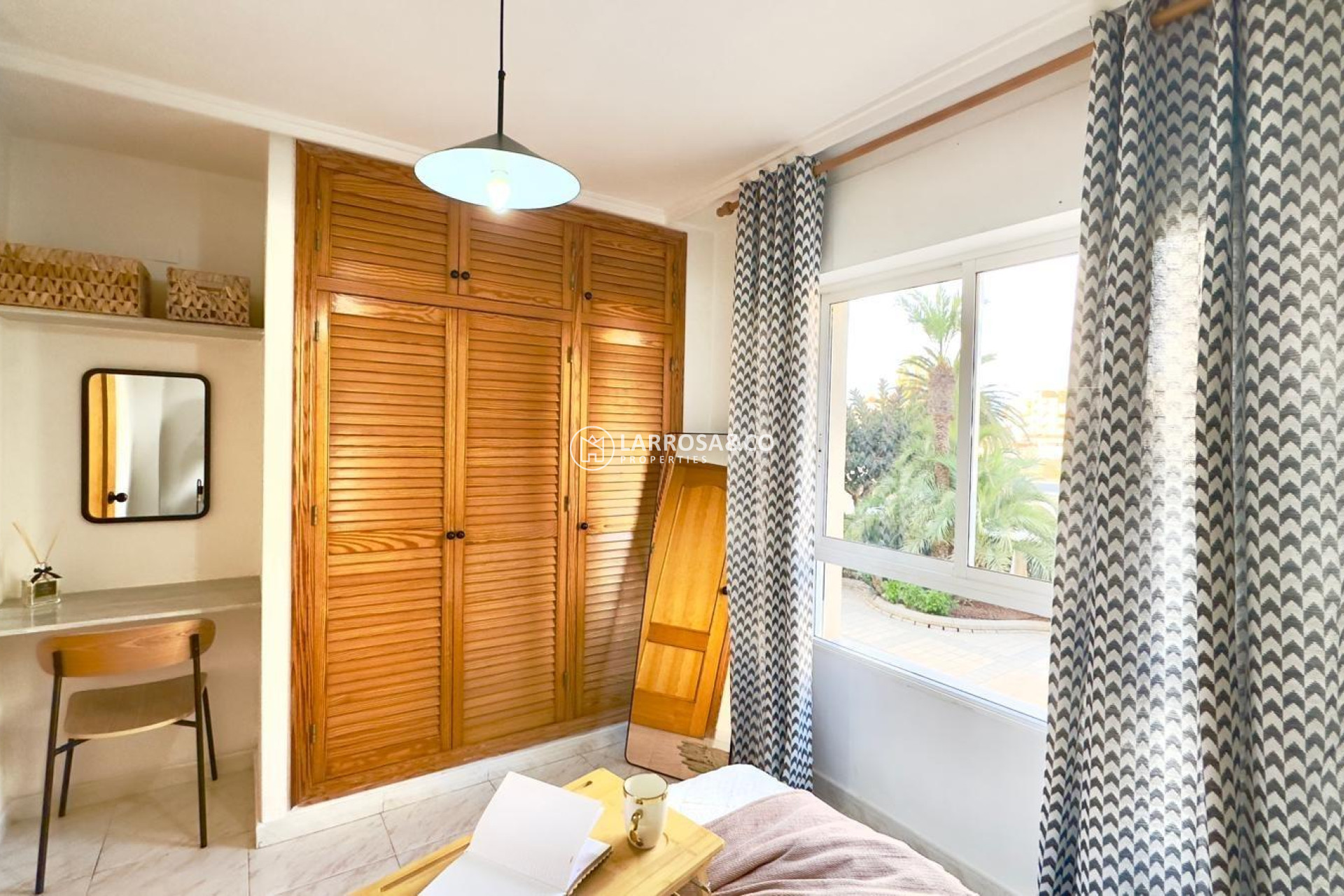 Resale - Apartment - Torrevieja - Playa del cura