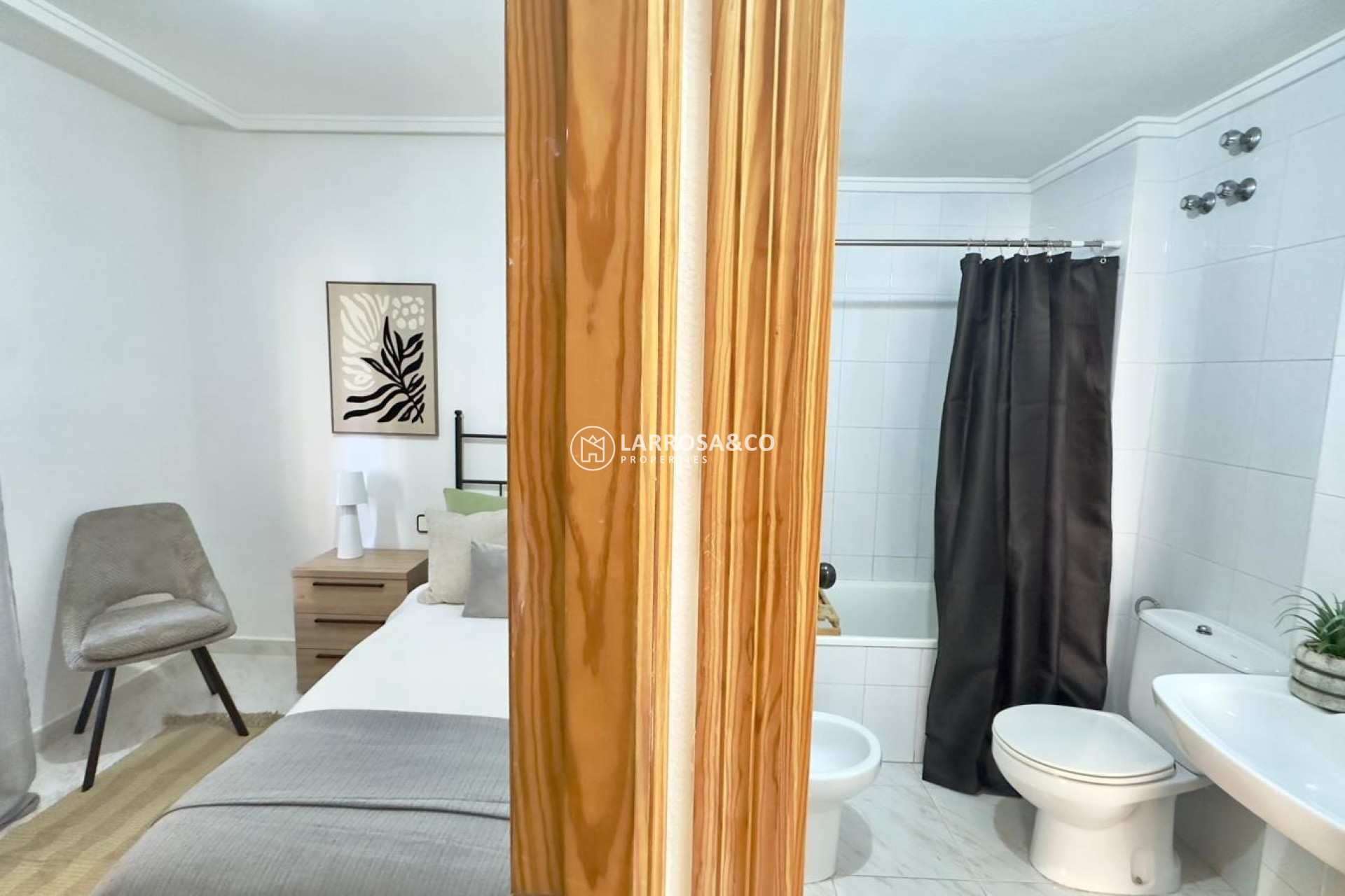 Resale - Apartment - Torrevieja - Playa del cura