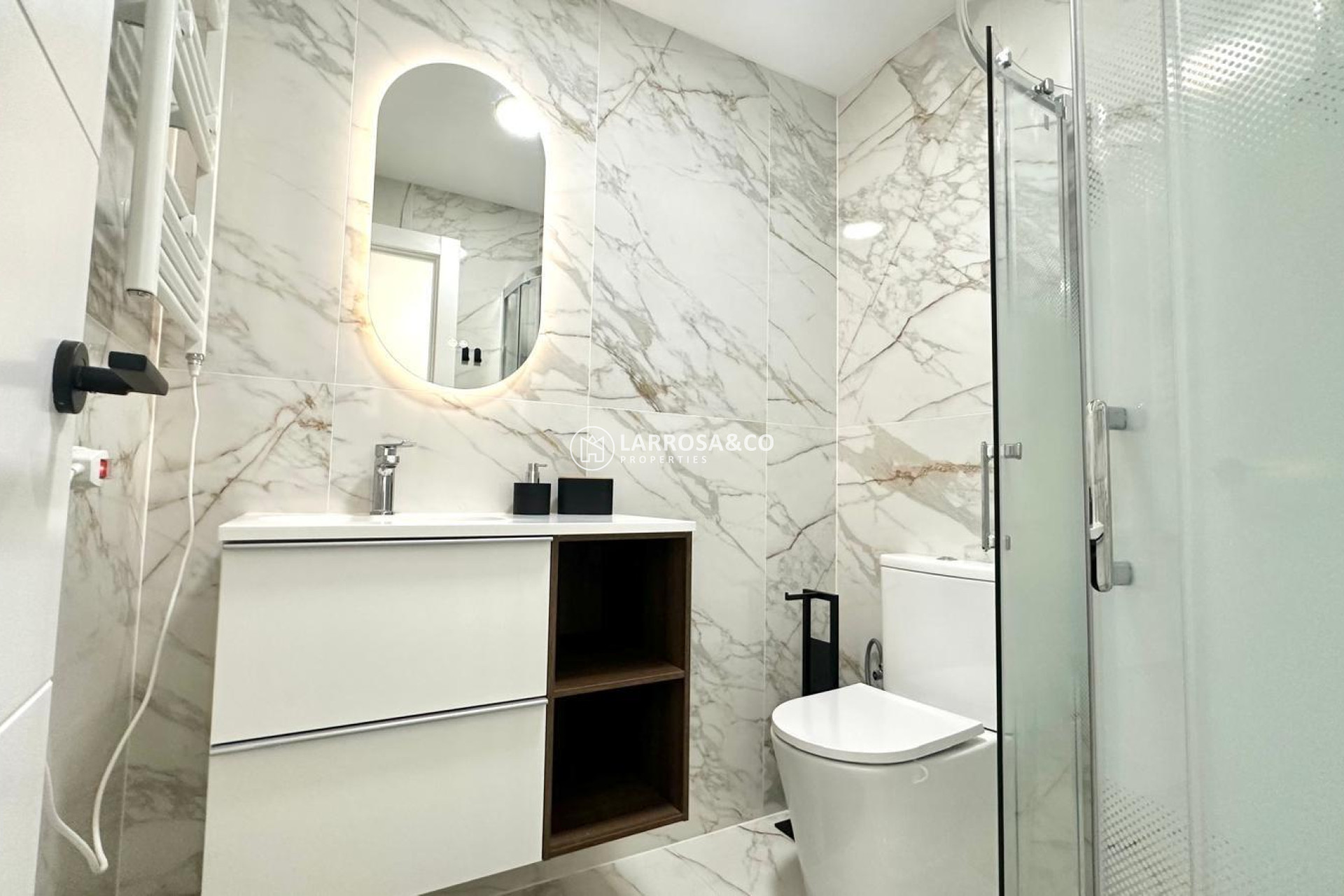 Resale - Apartment - Torrevieja - Playa del cura