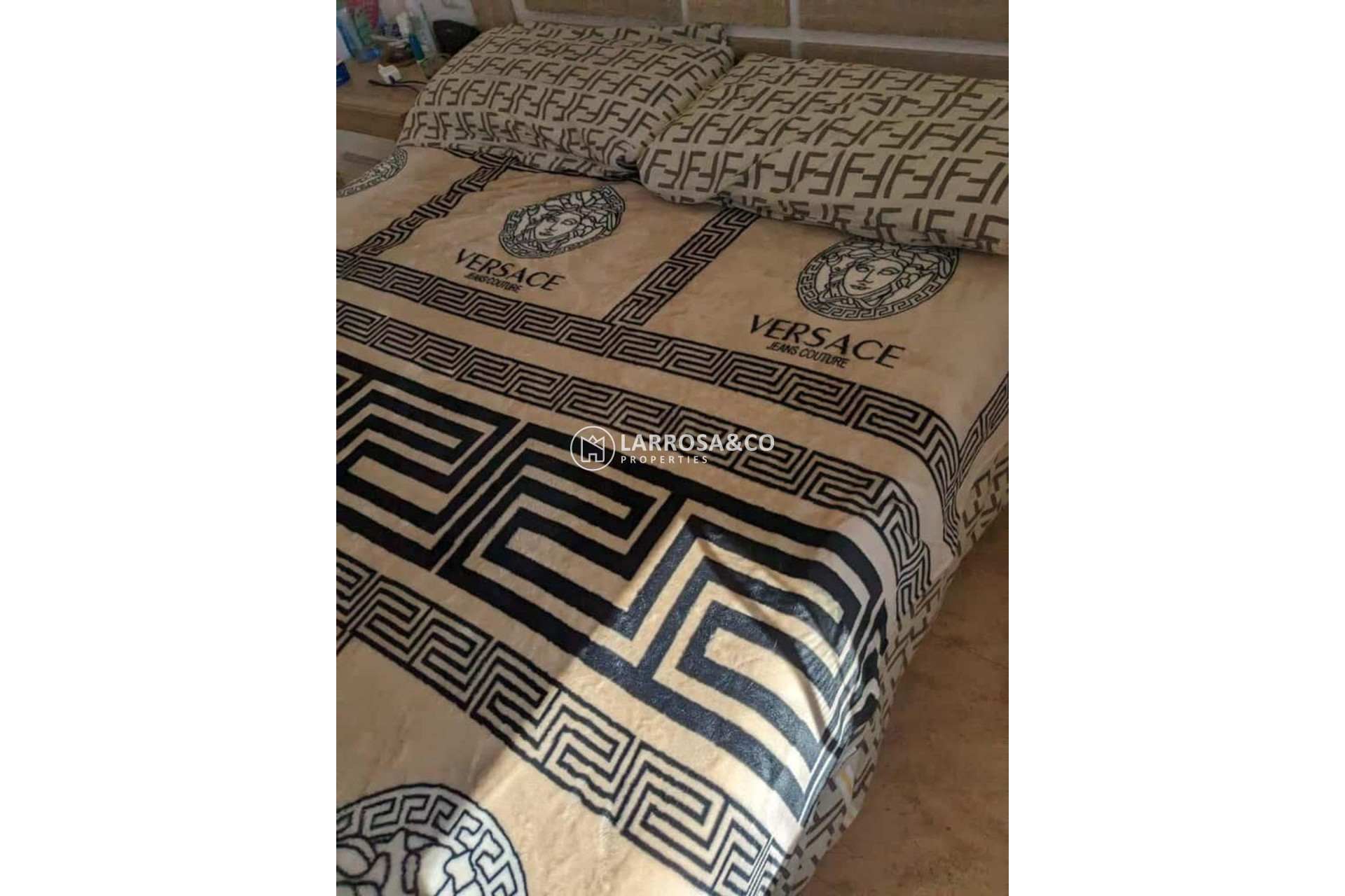 Resale - Apartment - Torrevieja - Playa del cura