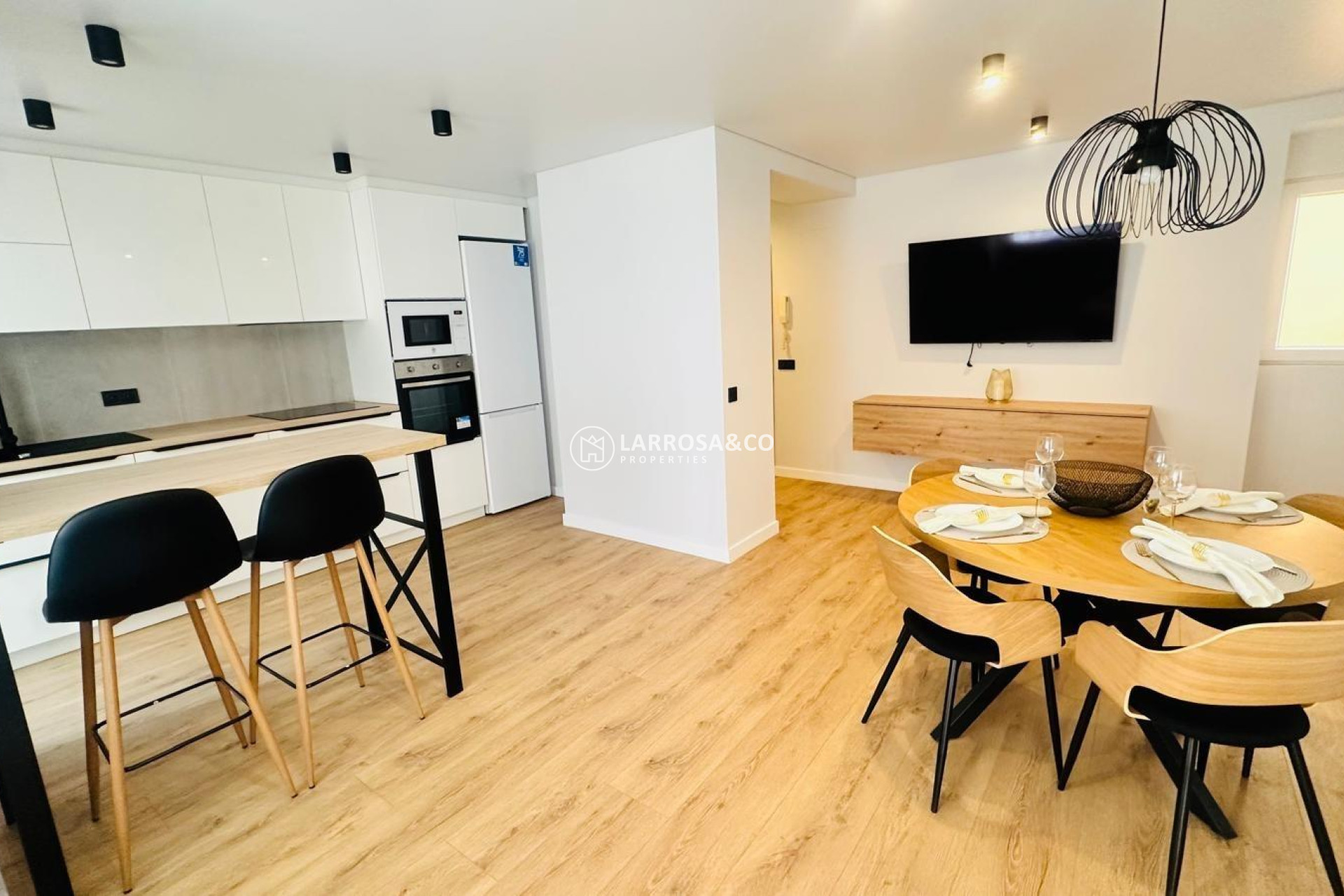 Resale - Apartment - Torrevieja - Playa del cura