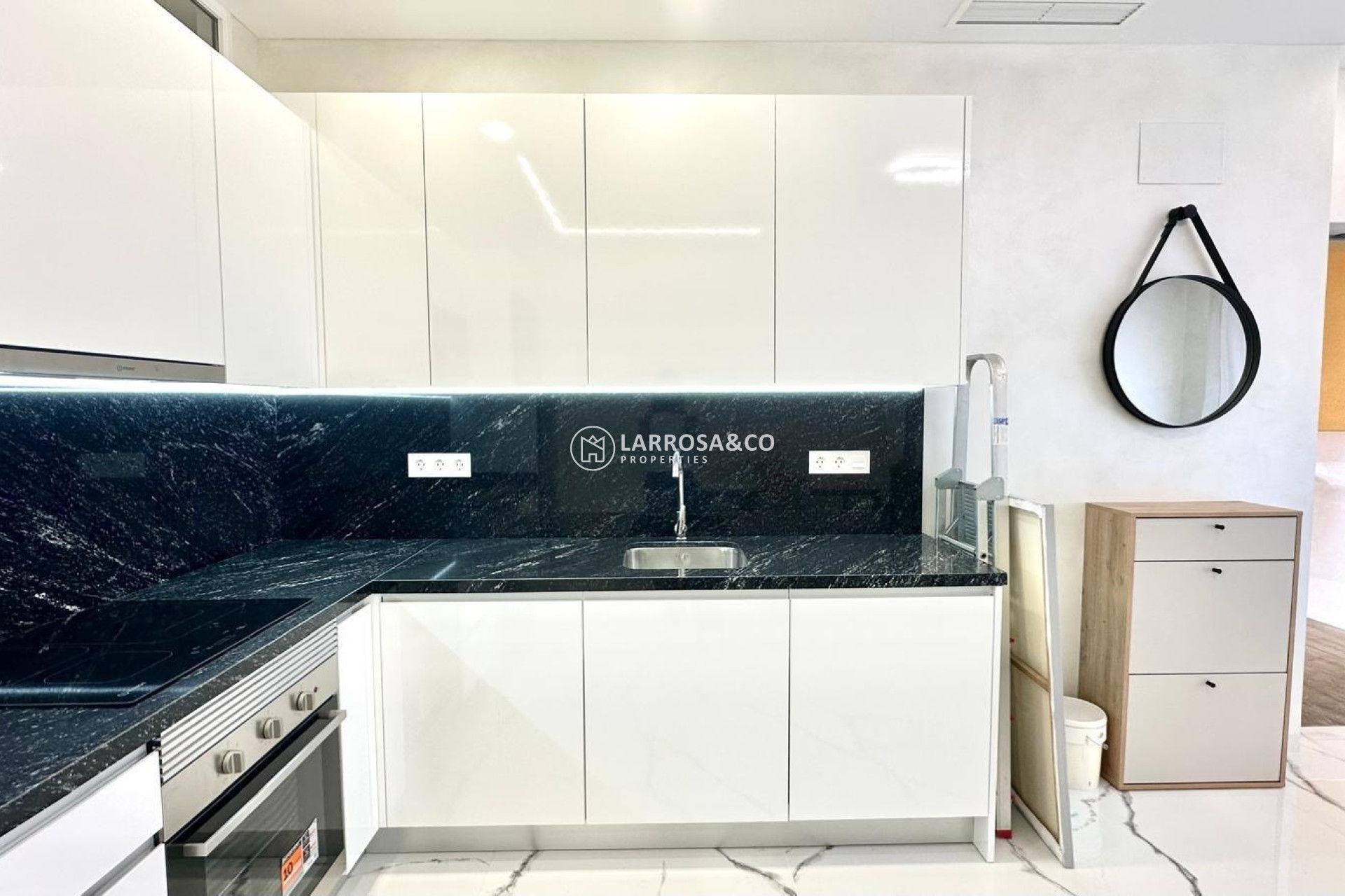 Resale - Apartment - Torrevieja - Playa del cura