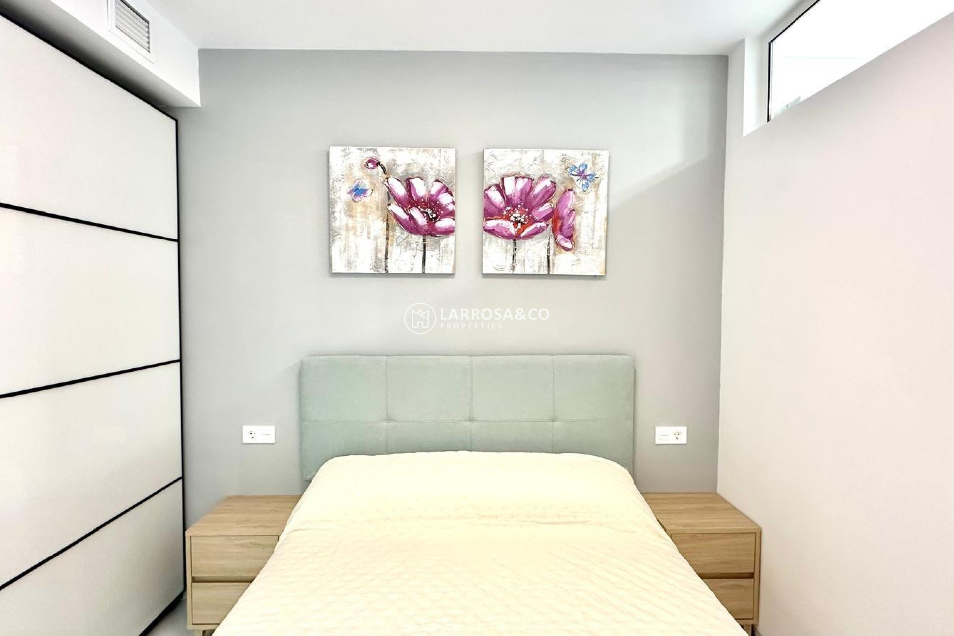 Resale - Apartment - Torrevieja - Playa del cura