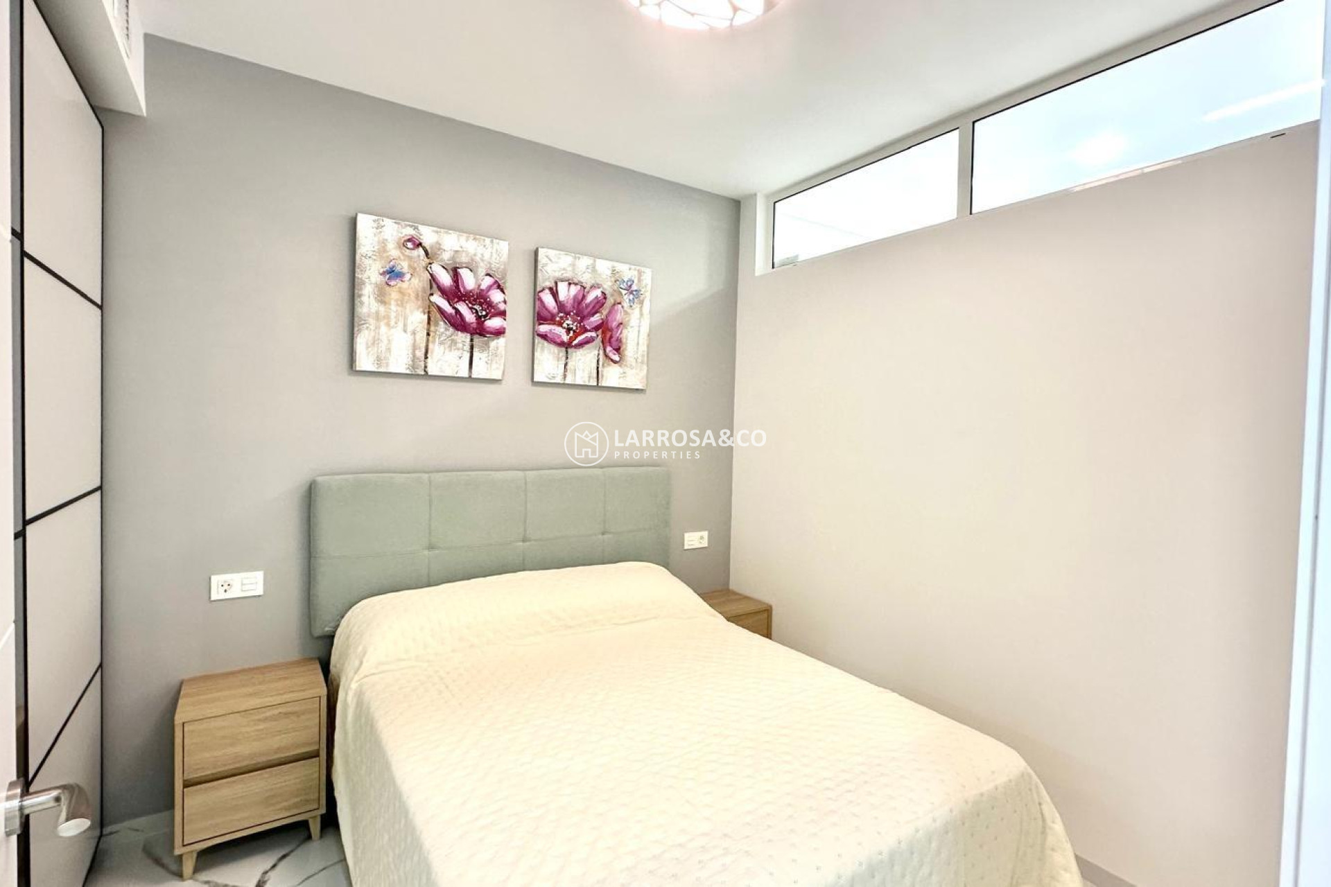 Resale - Apartment - Torrevieja - Playa del cura