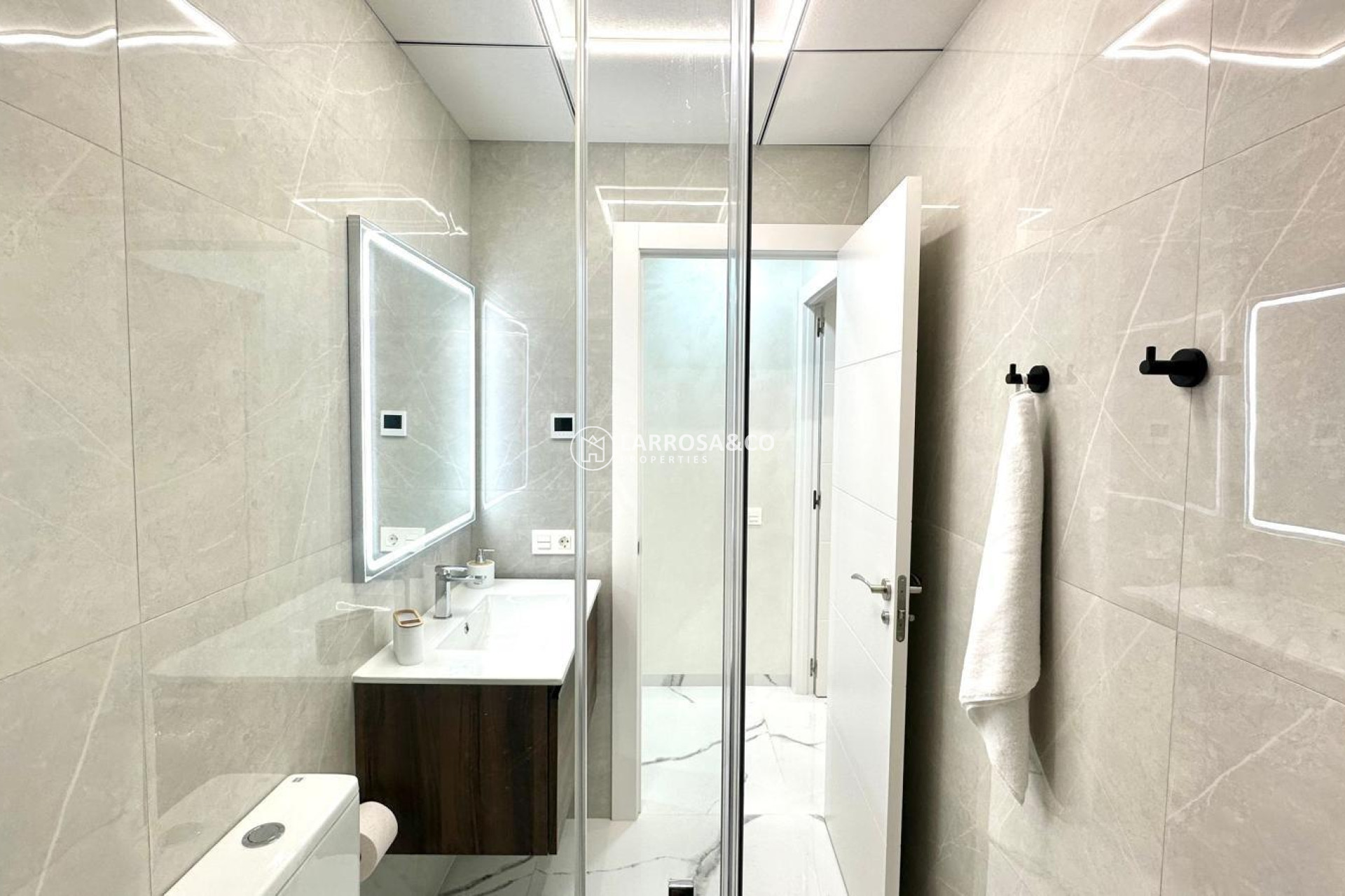 Resale - Apartment - Torrevieja - Playa del cura