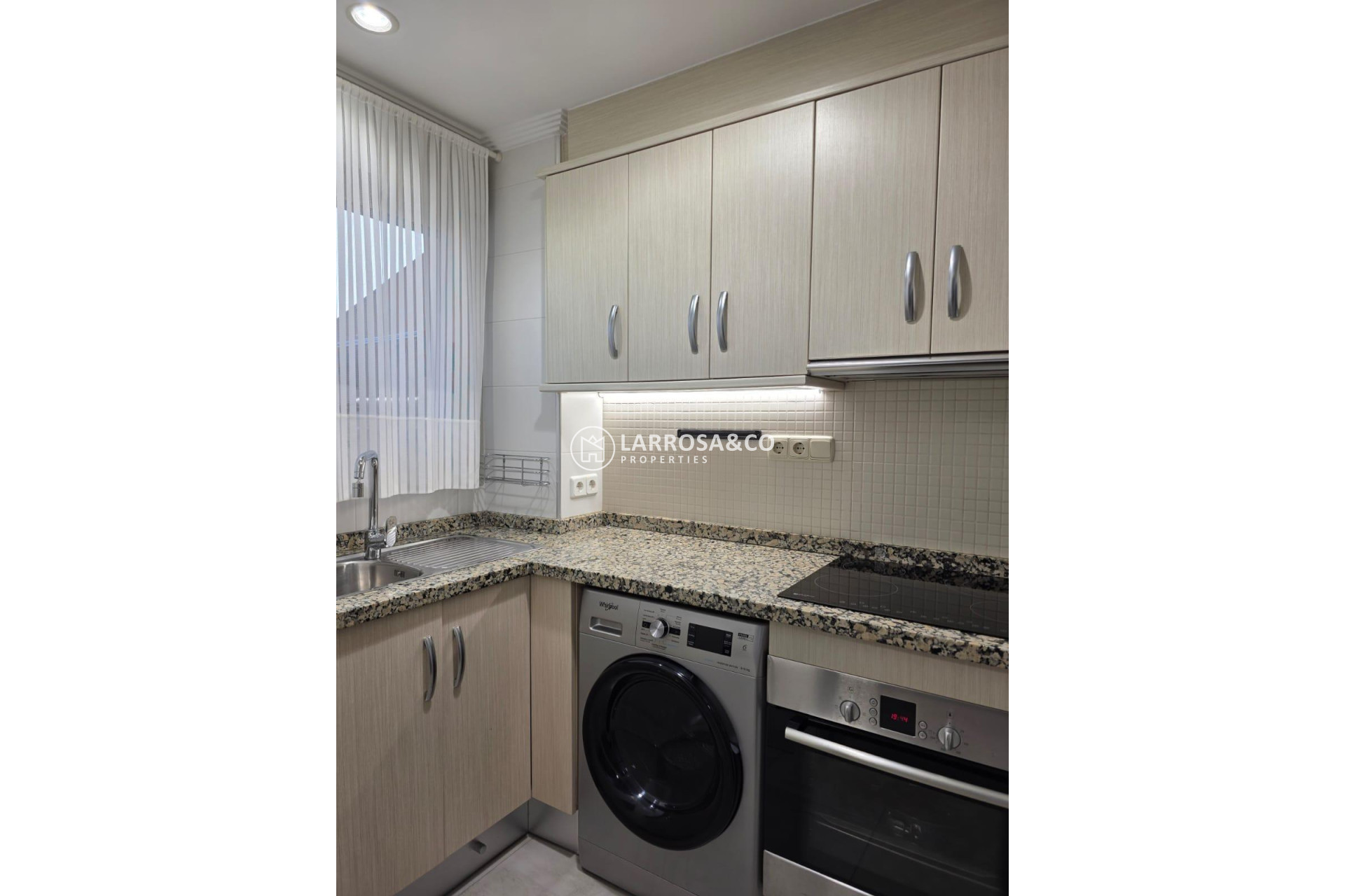 Resale - Apartment - Torrevieja - Playa del cura