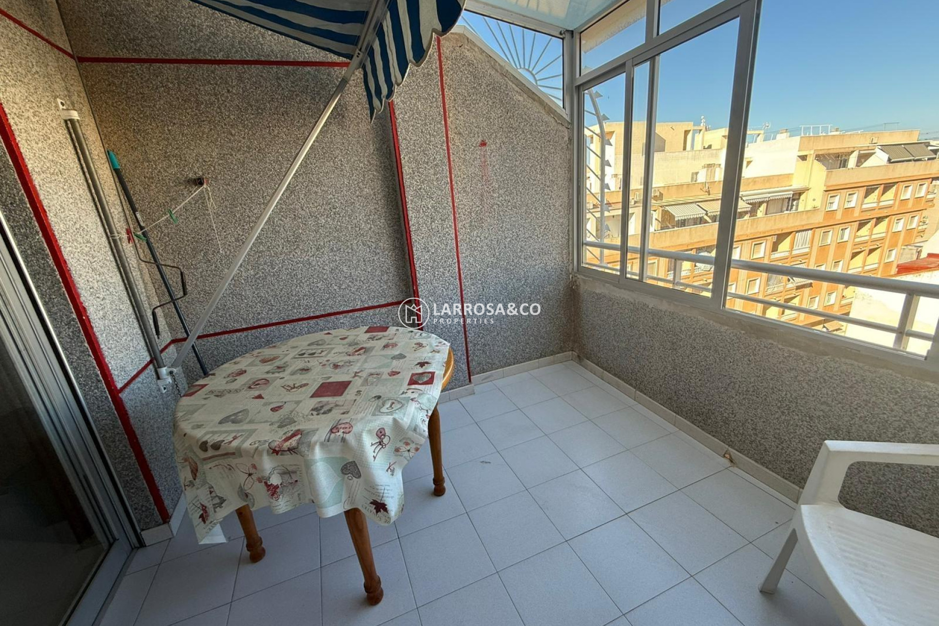 Resale - Apartment - Torrevieja - Playa del cura