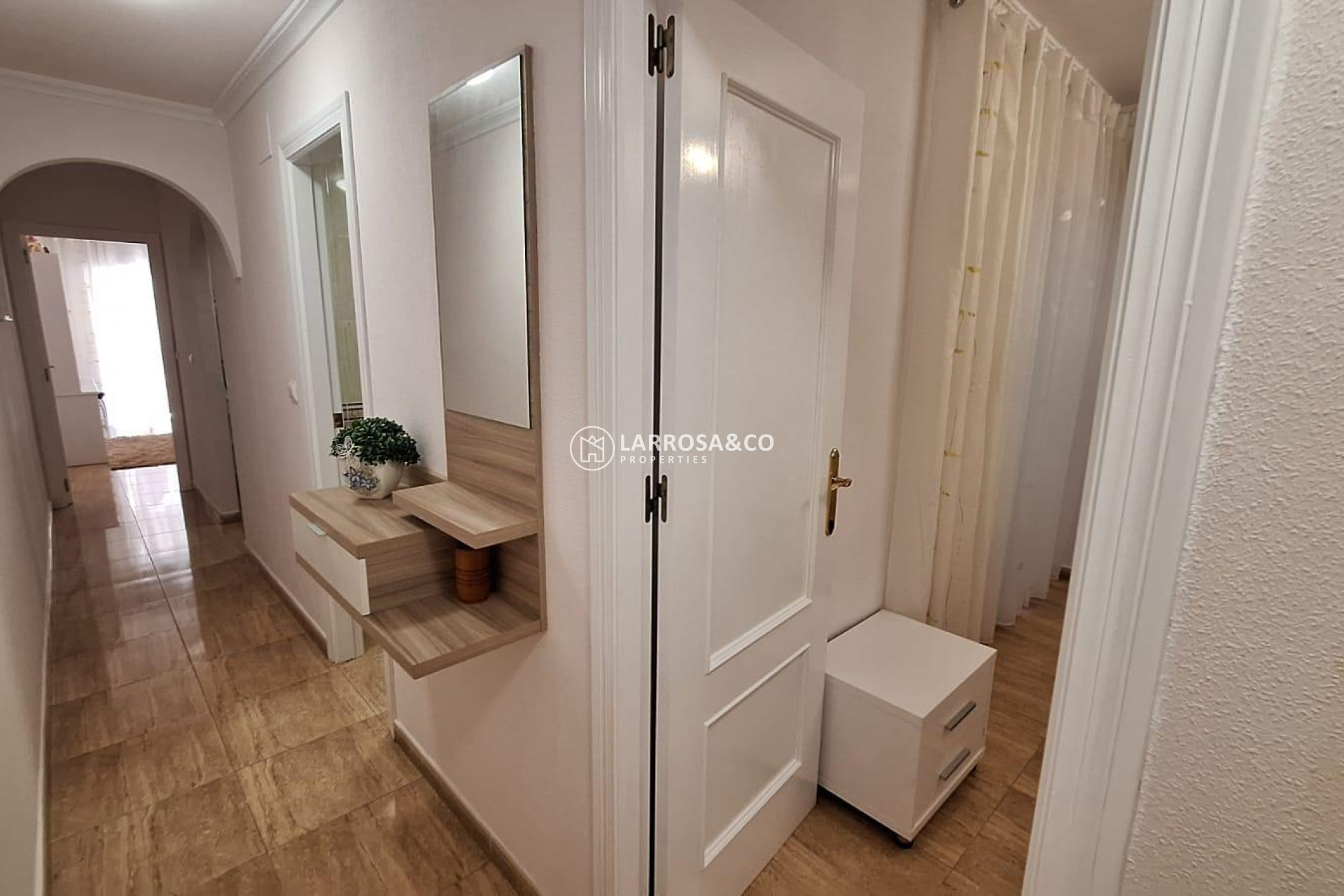 Resale - Apartment - Torrevieja - Playa del cura