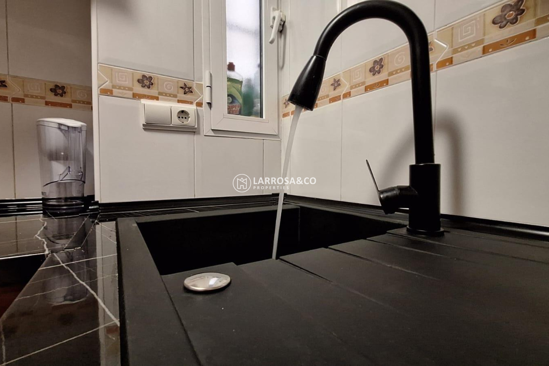 Resale - Apartment - Torrevieja - Playa del cura