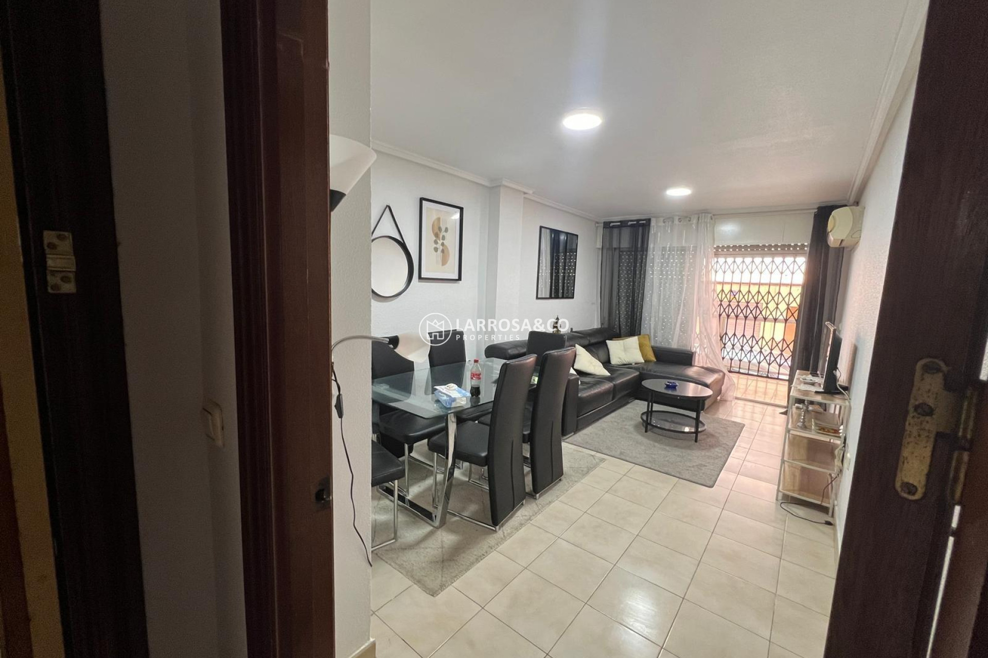 Resale - Apartment - Torrevieja - Playa del cura