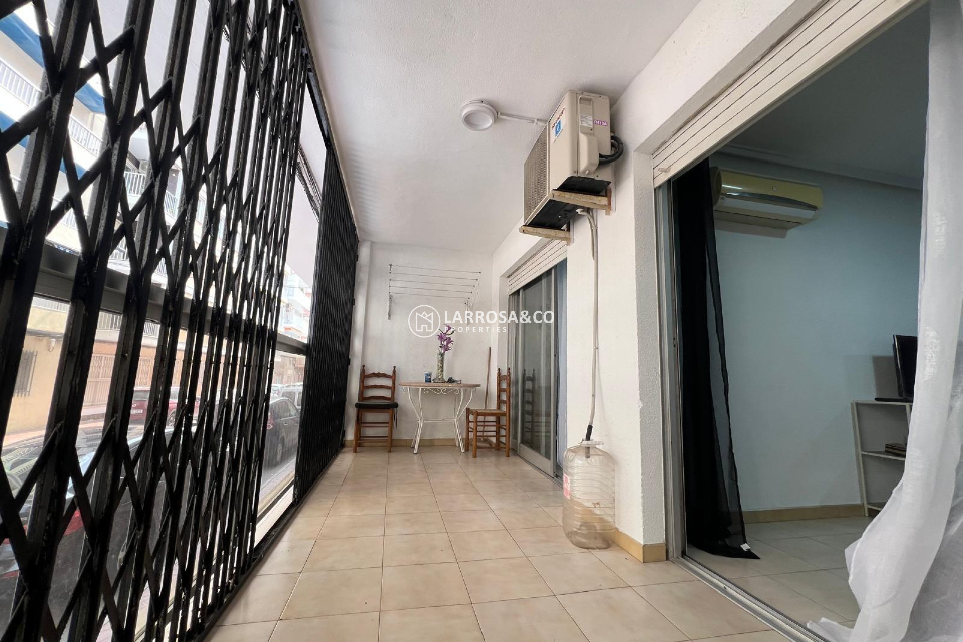 Resale - Apartment - Torrevieja - Playa del cura