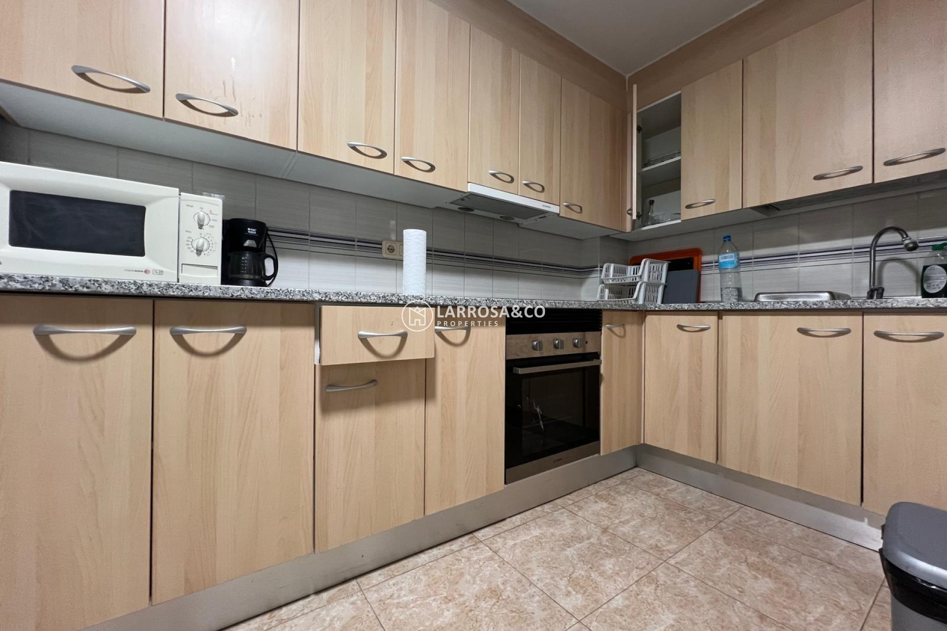 Resale - Apartment - Torrevieja - Playa del cura