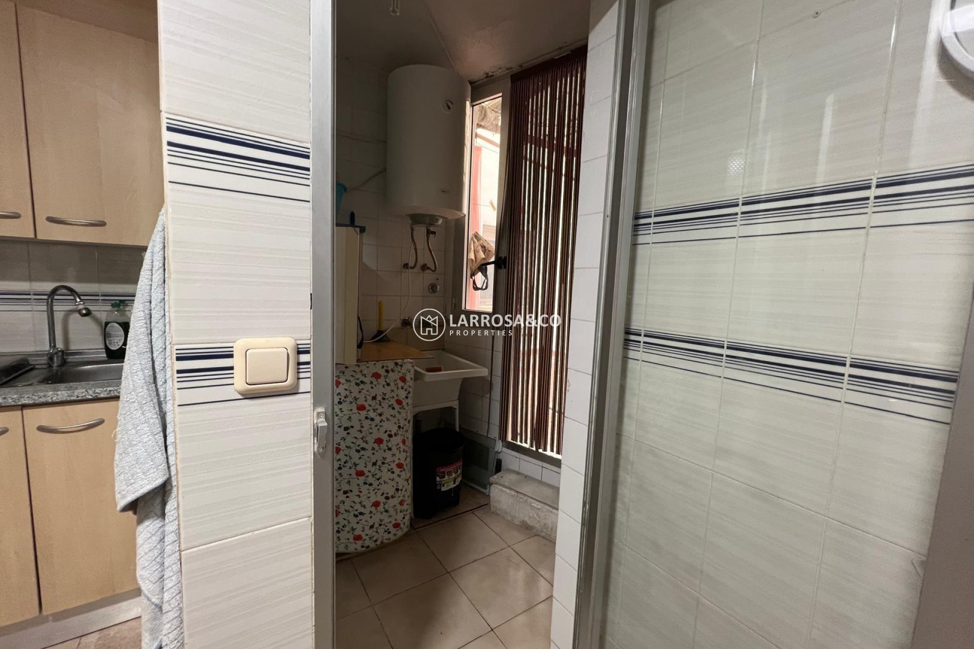 Resale - Apartment - Torrevieja - Playa del cura