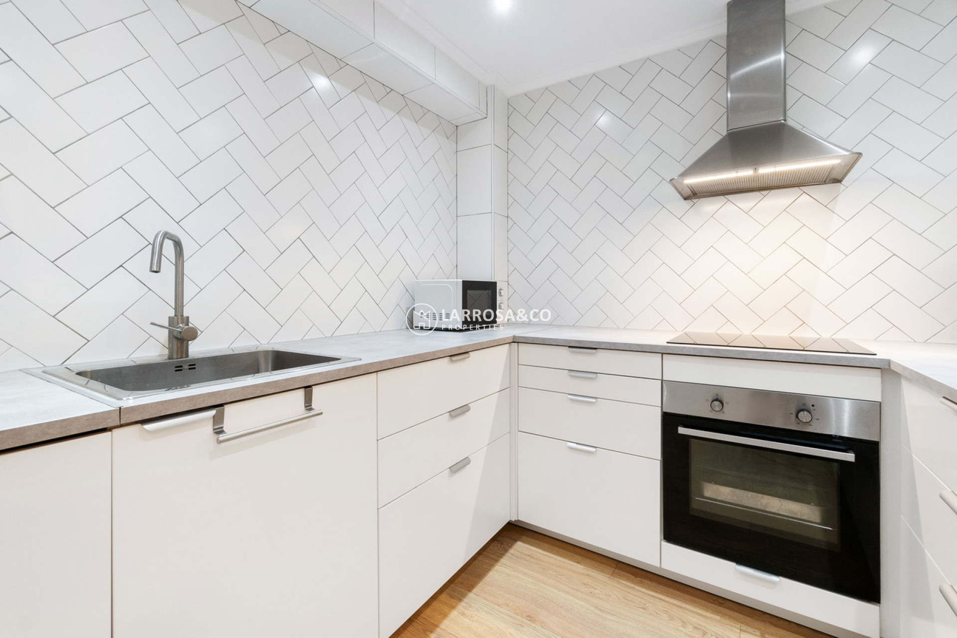 Resale - Apartment - Torrevieja - Playa del cura