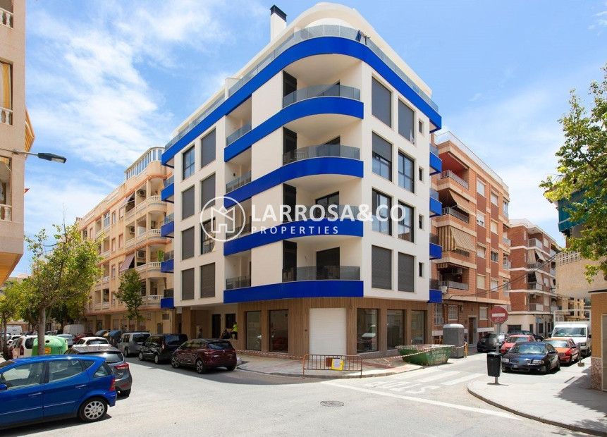 Resale - Apartment - Torrevieja - Playa del cura