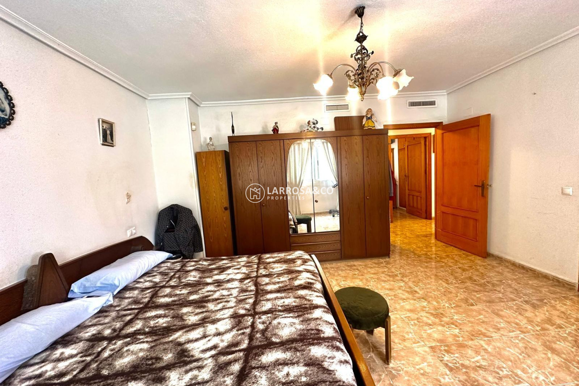 Resale - Apartment - Torrevieja - Playa del cura