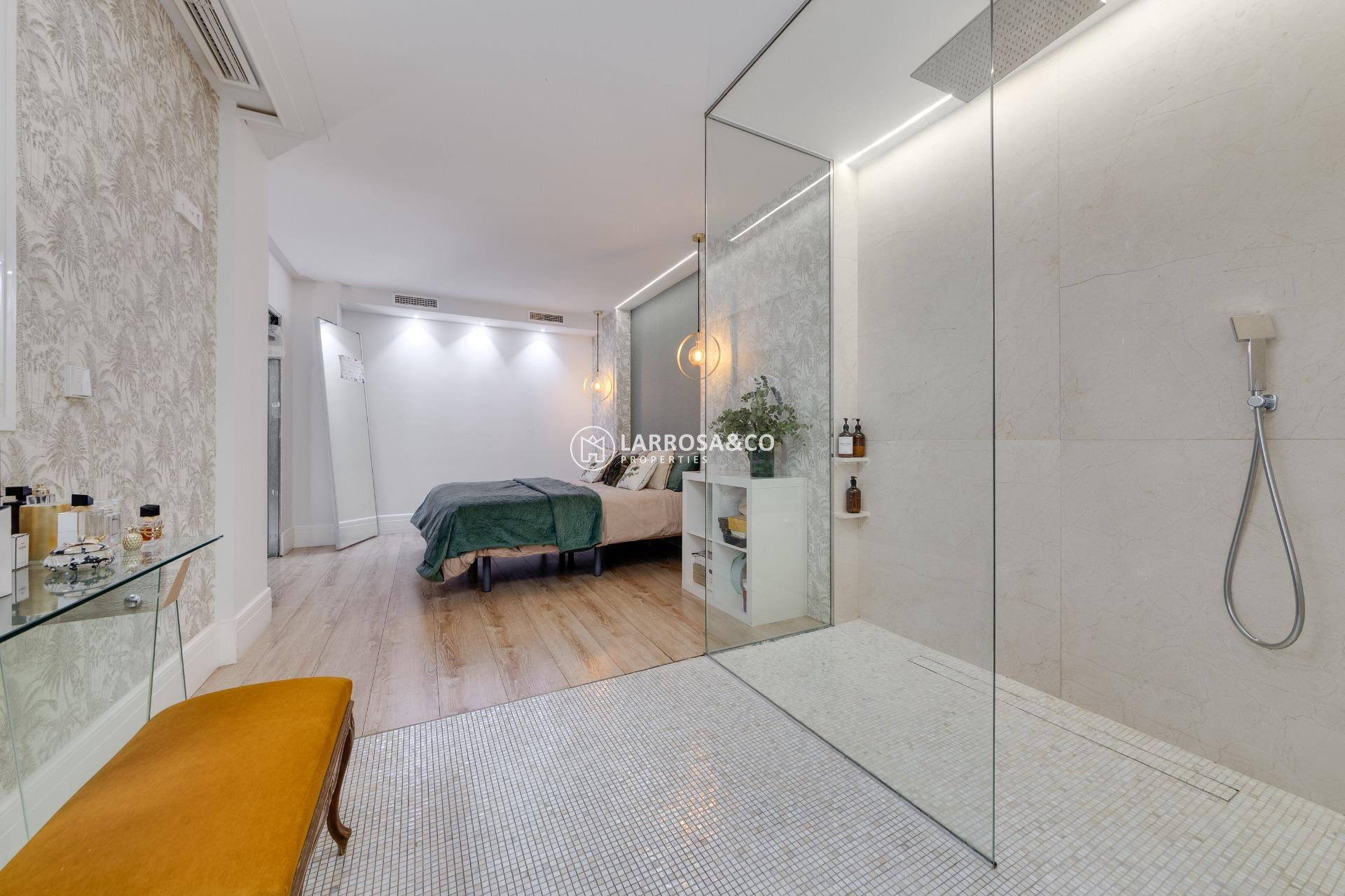 Resale - Apartment - Torrevieja - Playa del cura