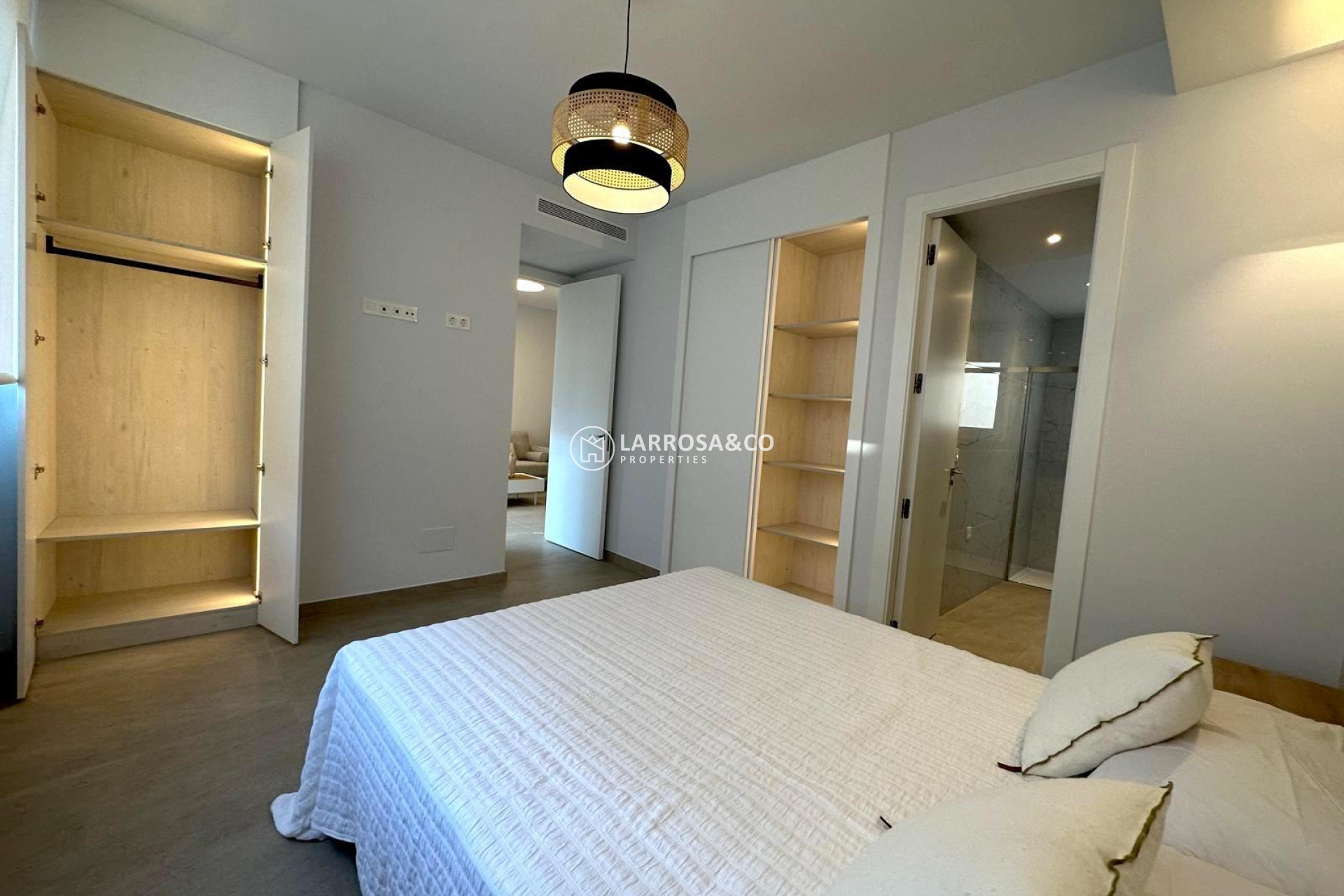 Resale - Apartment - Torrevieja - Playa del cura