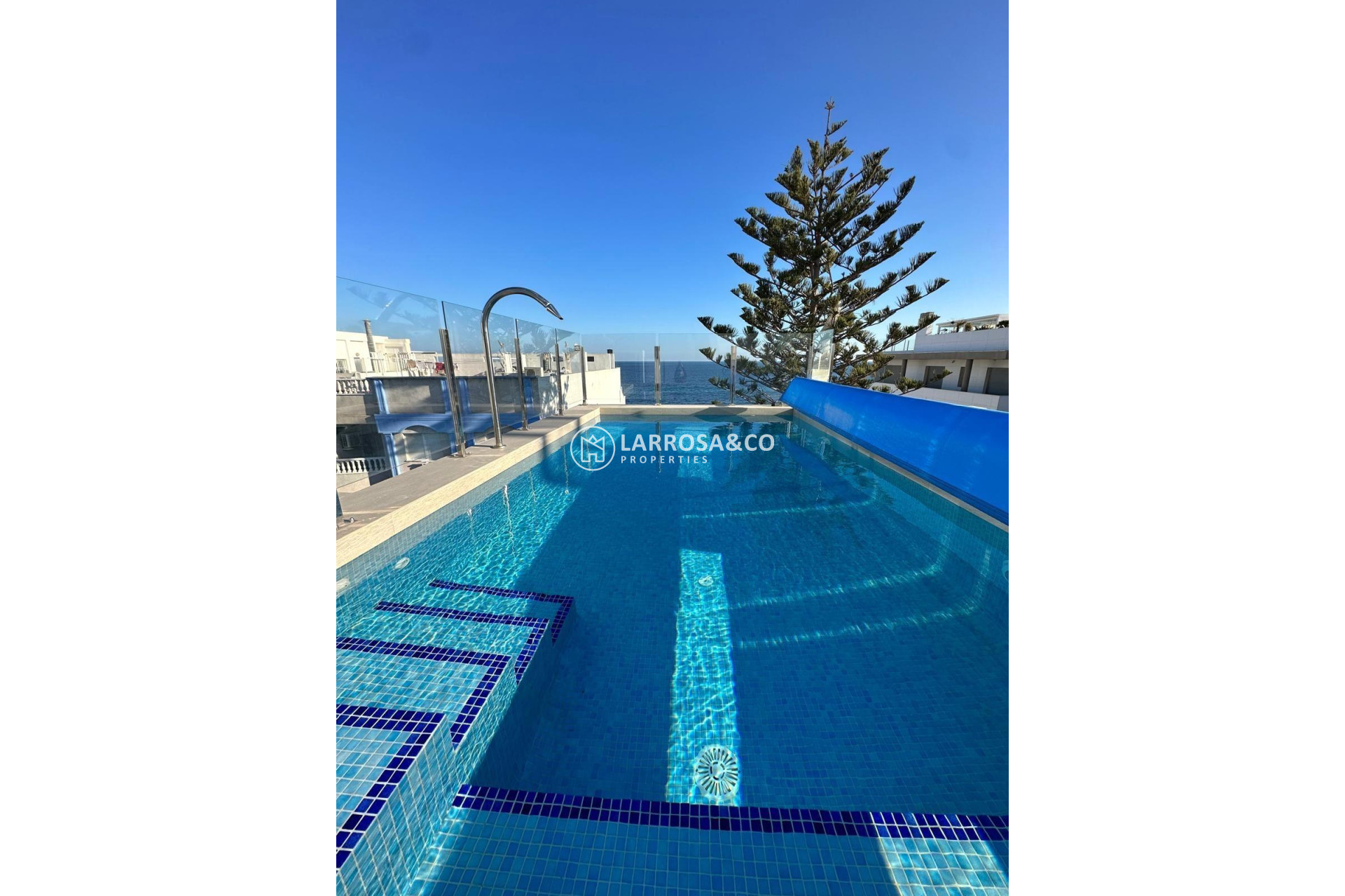 Resale - Apartment - Torrevieja - Playa del cura